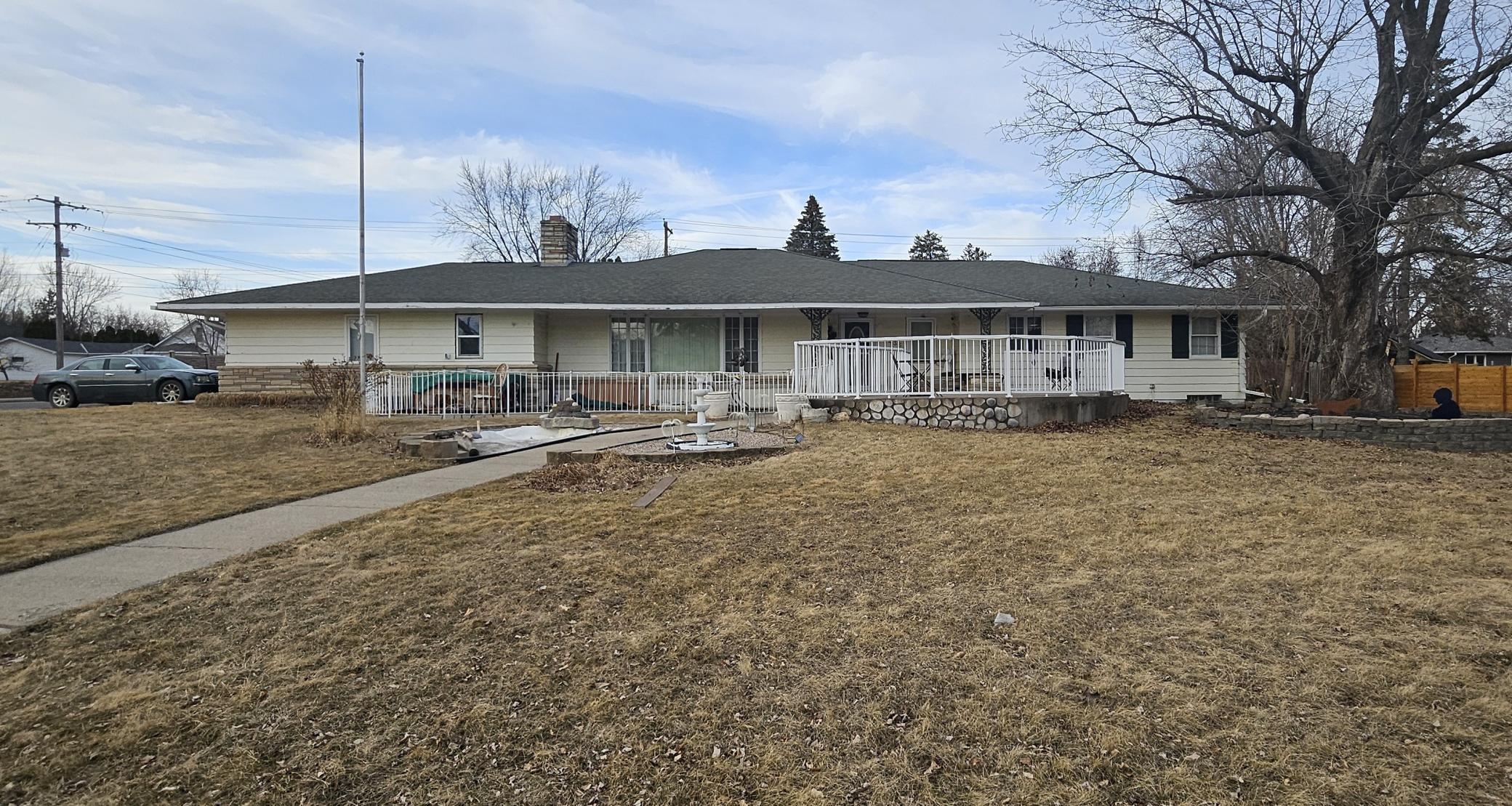 436 6th Avenue Property Photo 1