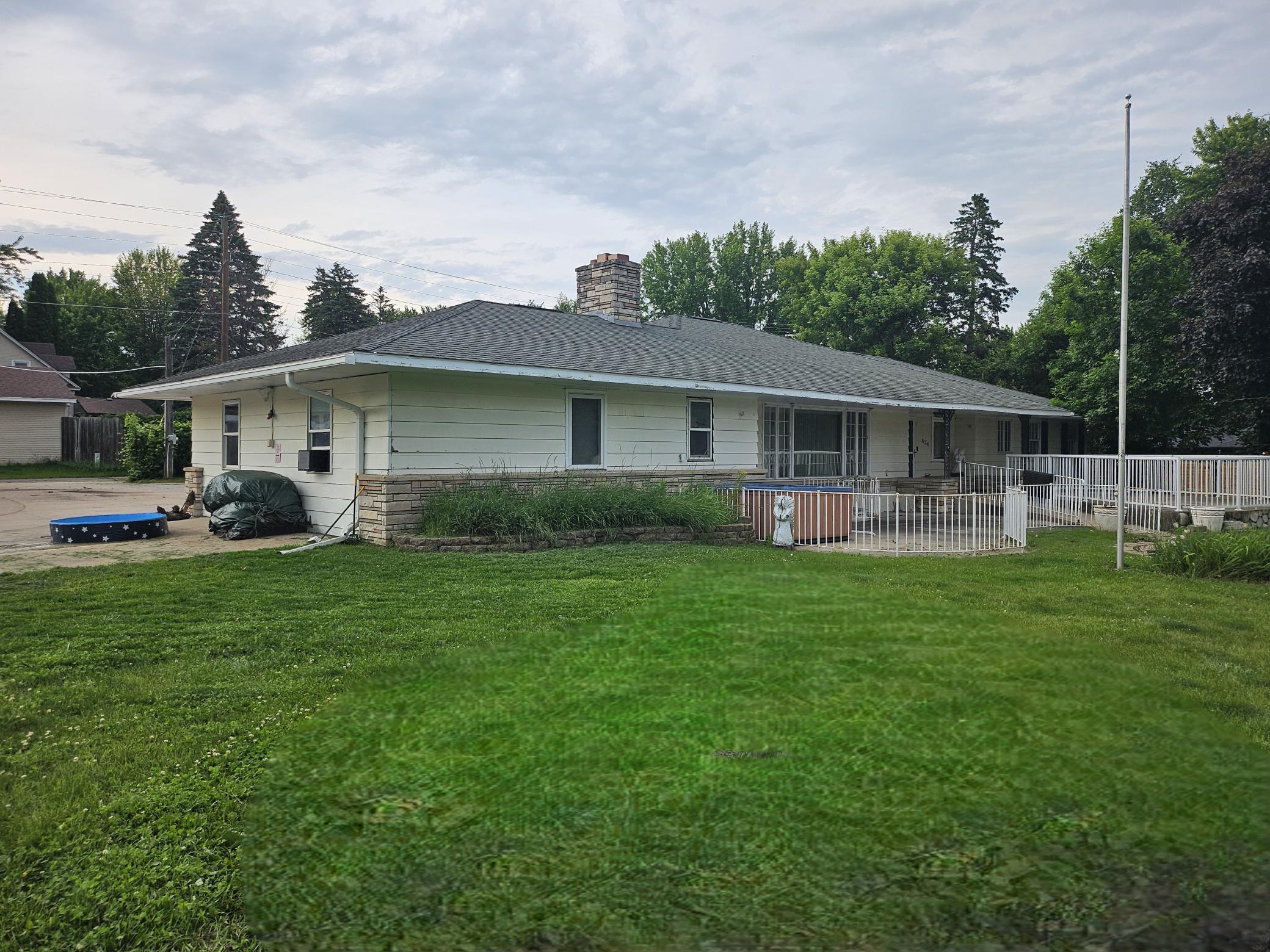 436 6th Avenue Property Photo 1