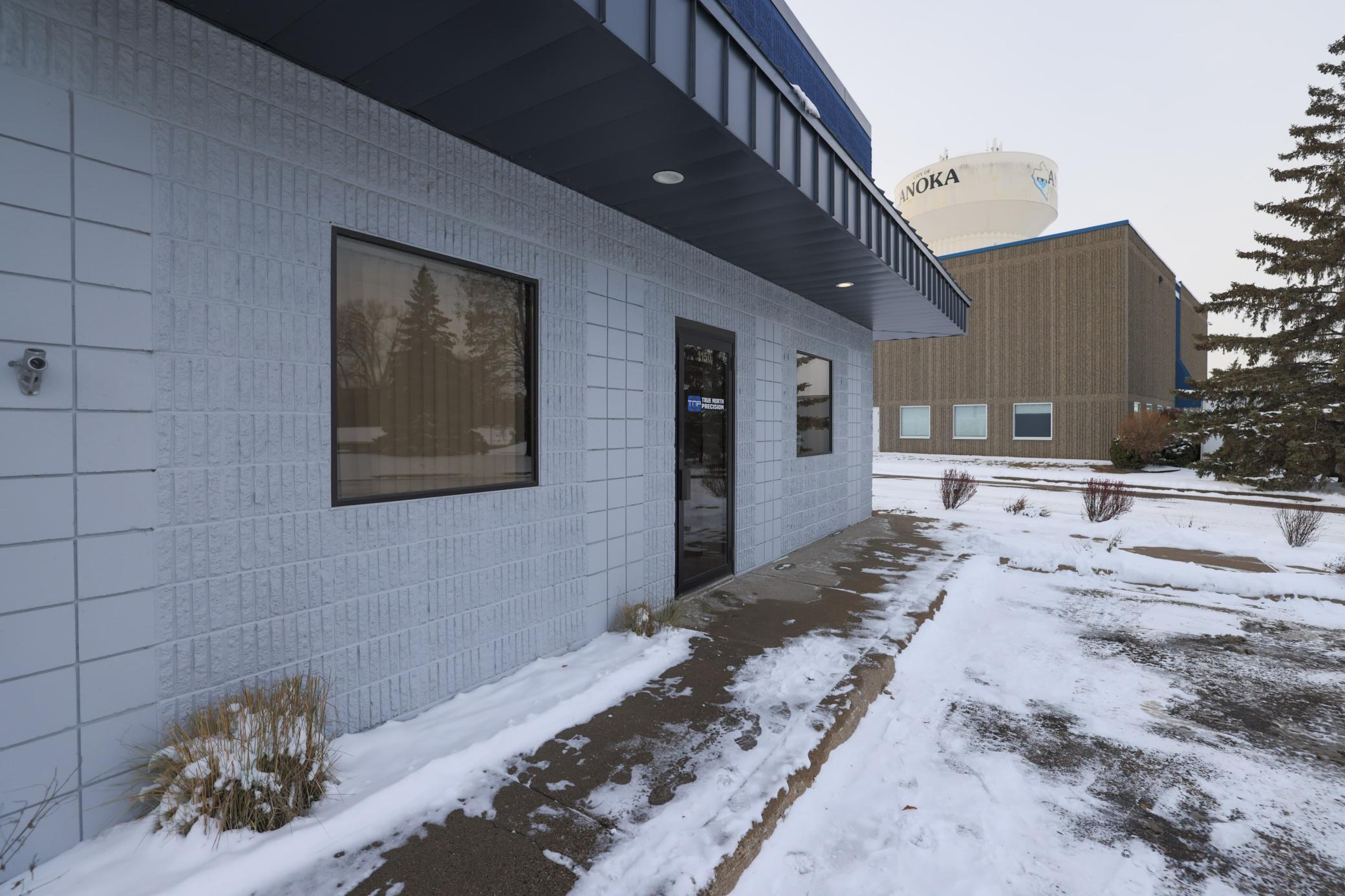 1150 Mckinley Street Property Photo 8