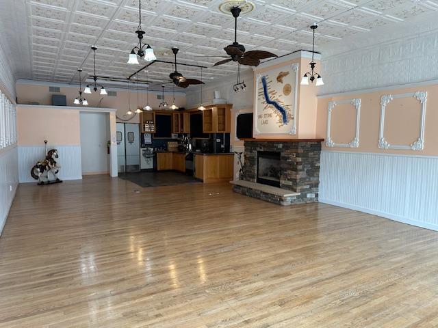 221 2nd Street Property Photo 6