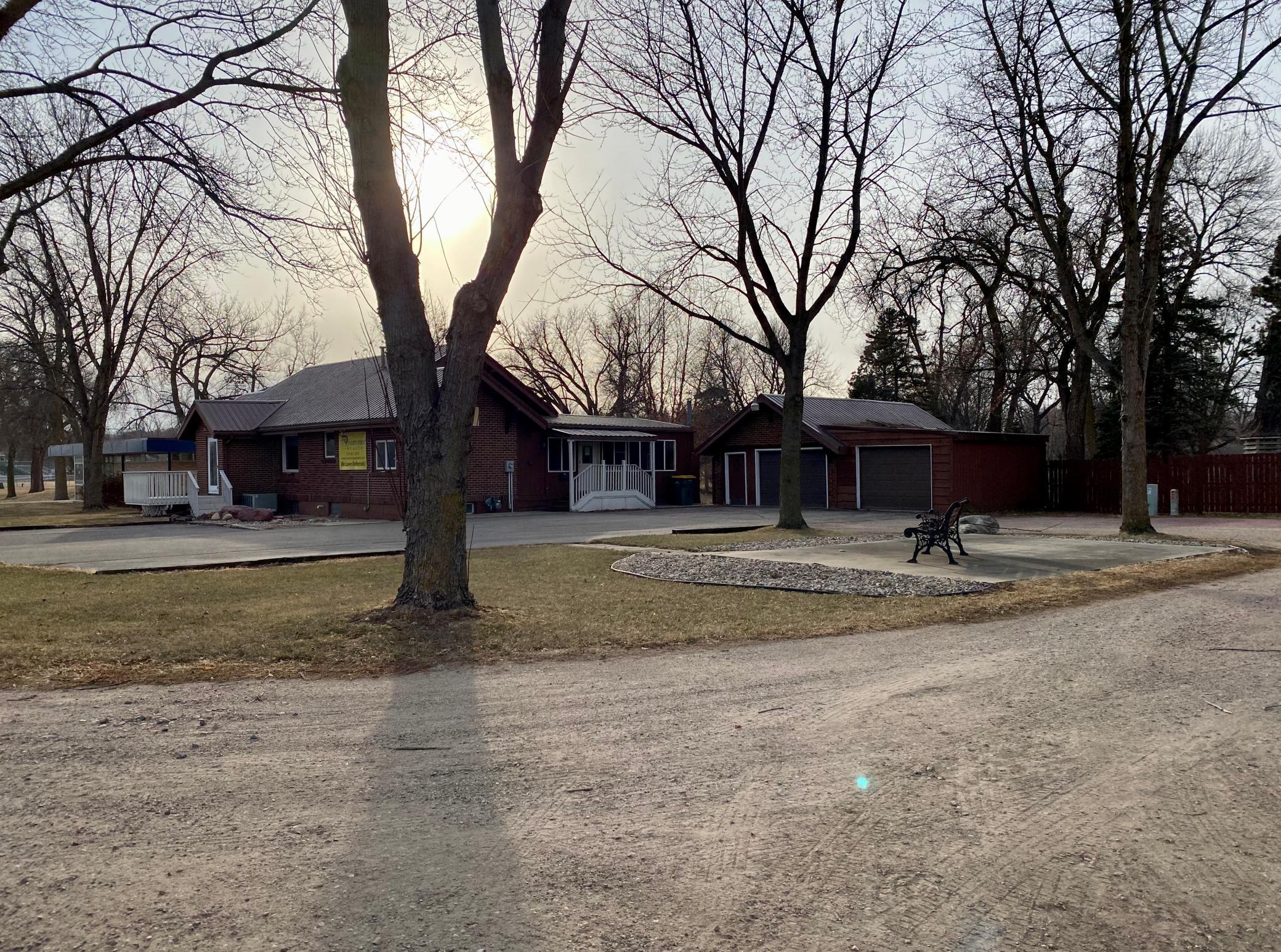 570 2nd Avenue Property Photo 6