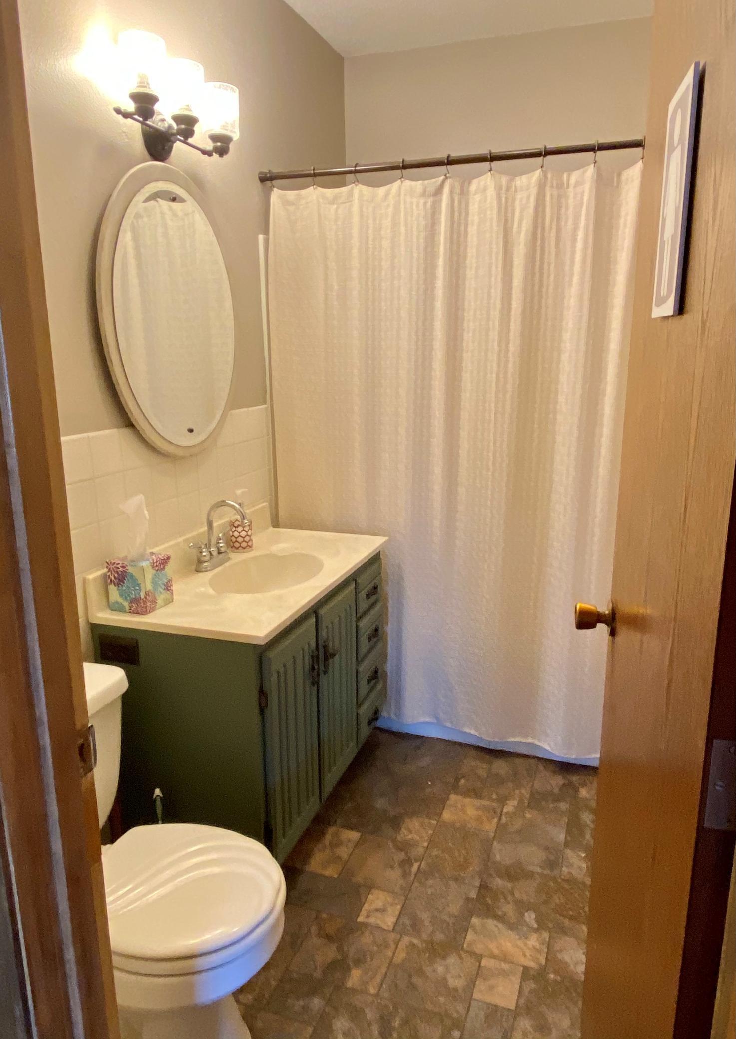 570 2nd Avenue Property Photo 15