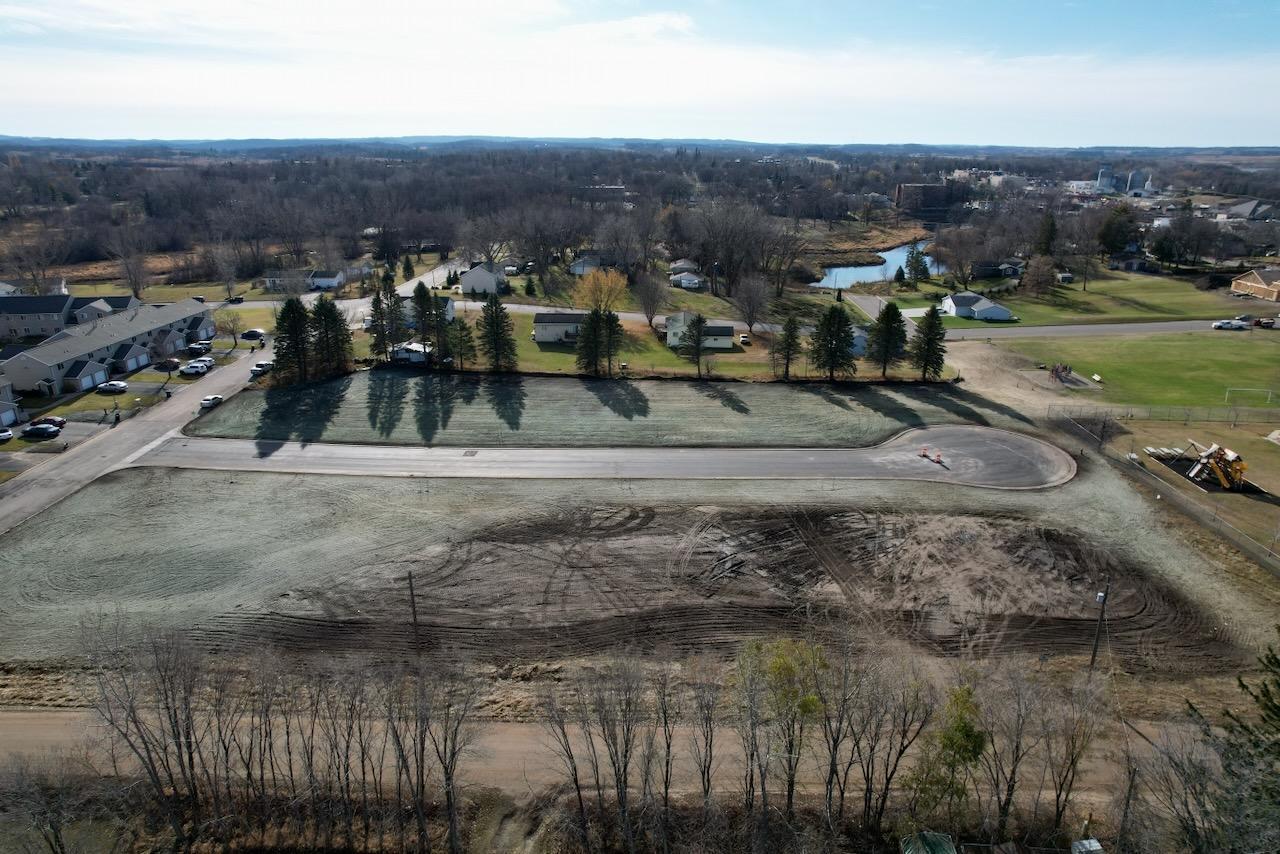 Lot1 Block2 4th Avenue Property Photo 6