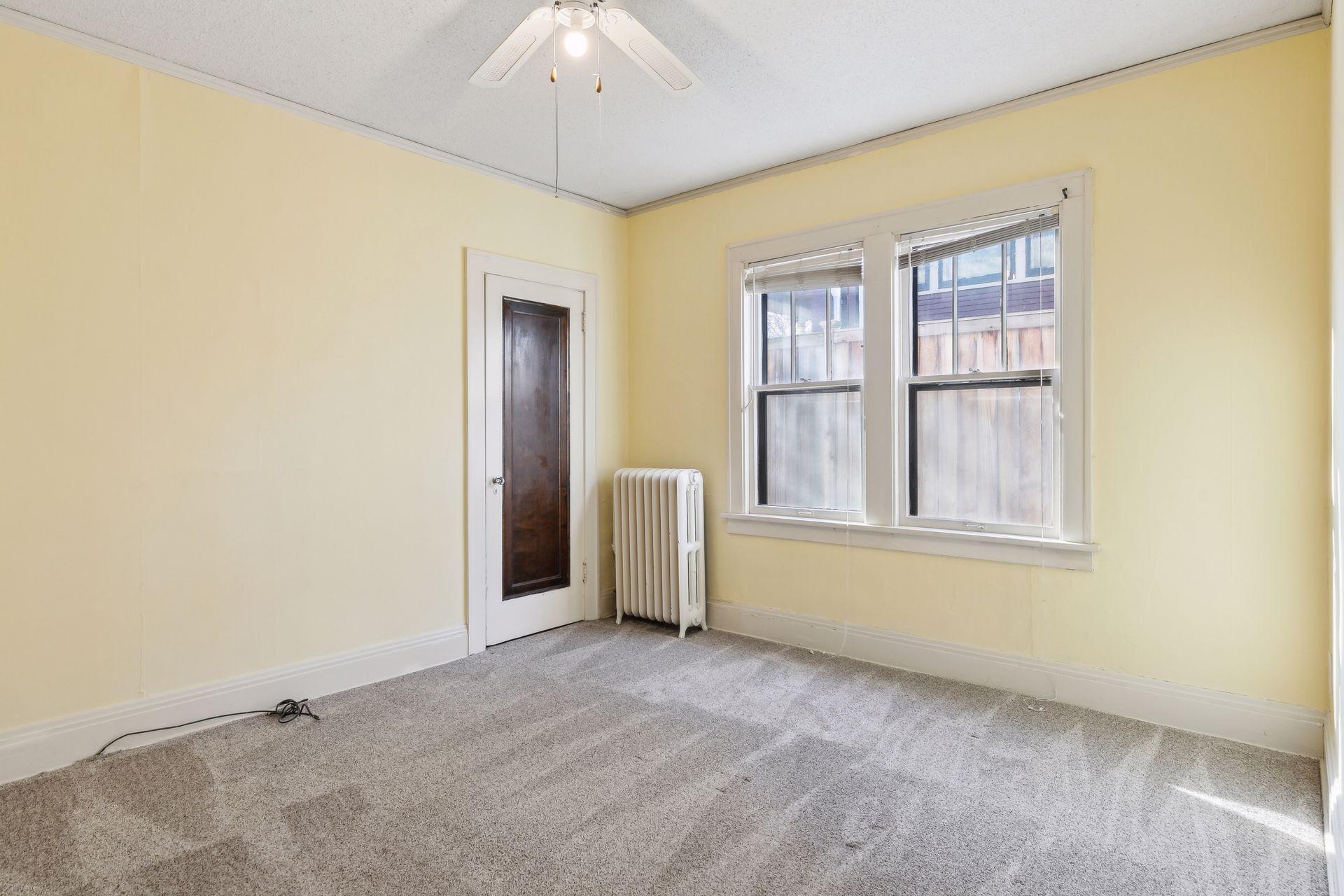 969 Saint Clair Avenue Property Photo 11