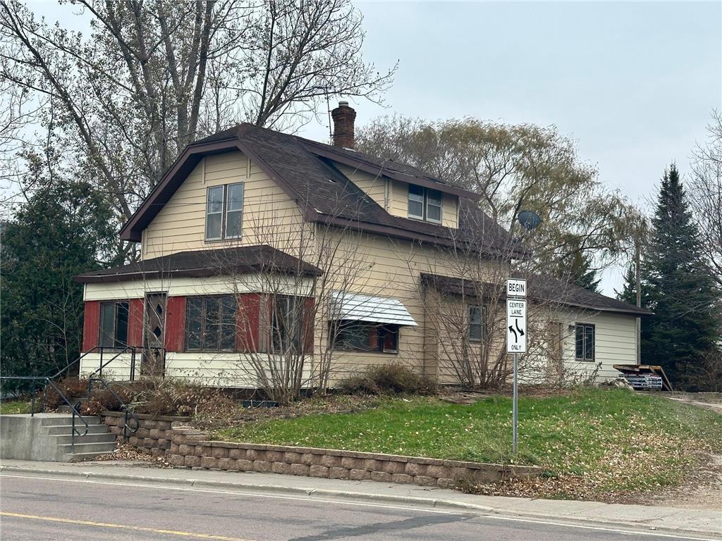 320 Main Street Property Photo 7