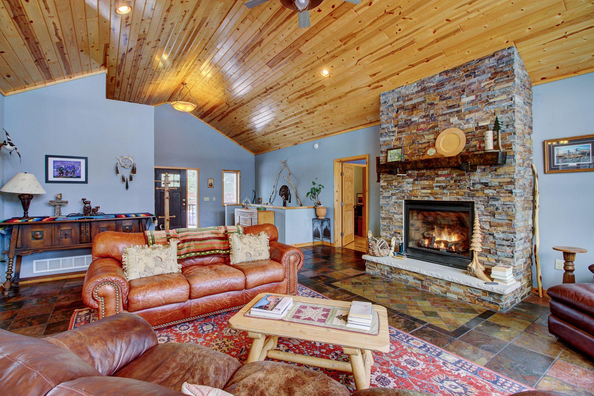 26109 Hidden Road Property Photo 14