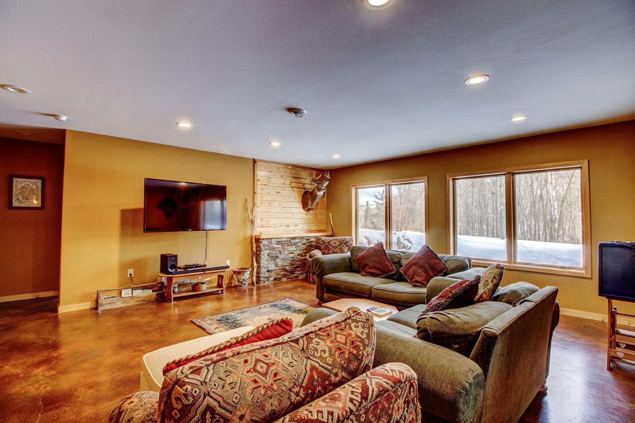 26109 Hidden Road Property Photo 34