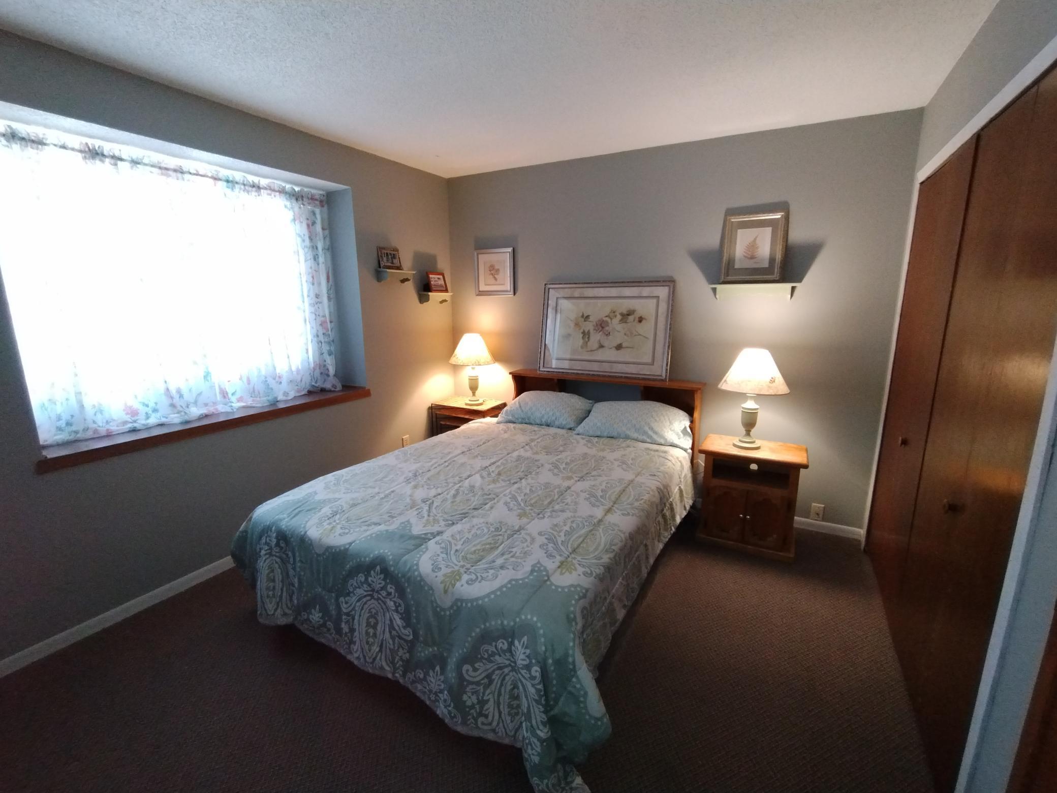 5329 72nd Circle Property Photo 6