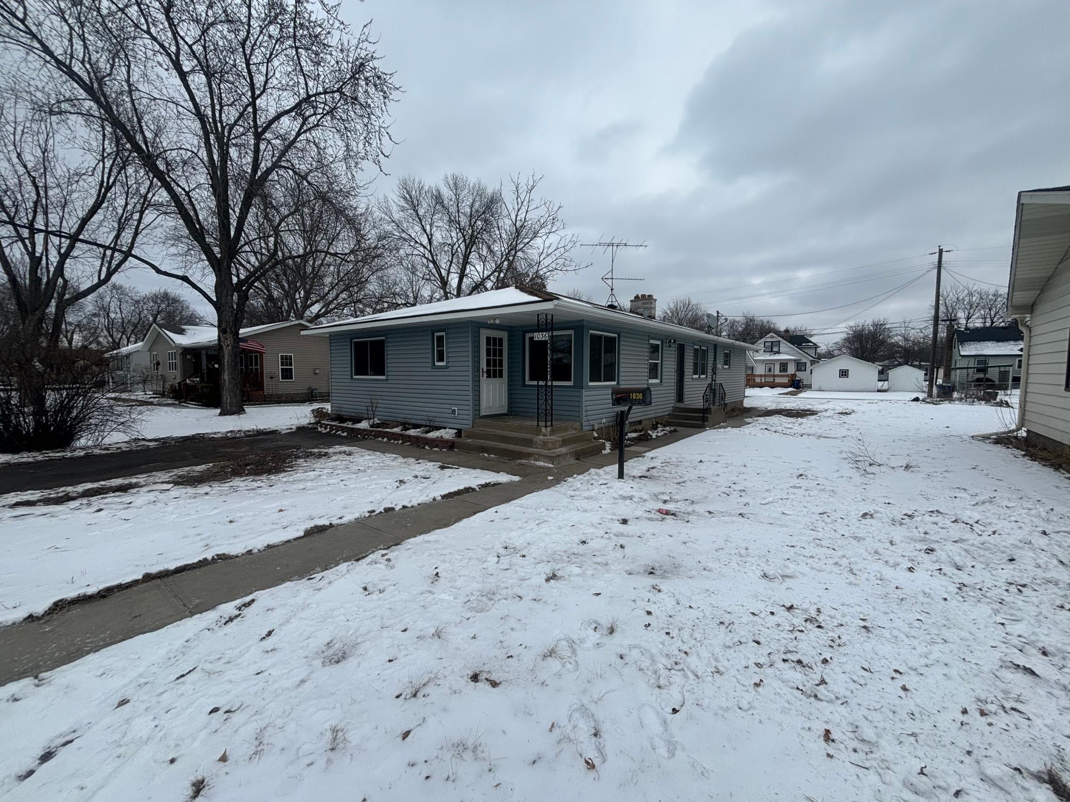 1036 32nd Avenue Property Photo