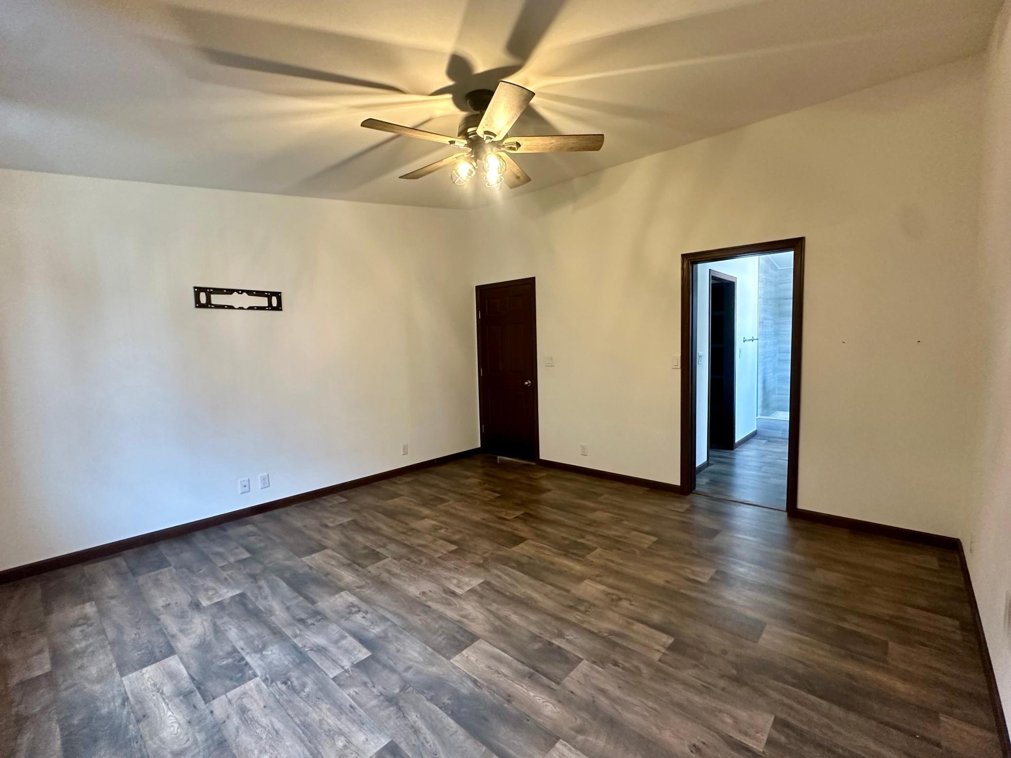 184 Shoreview Drive Property Photo 11