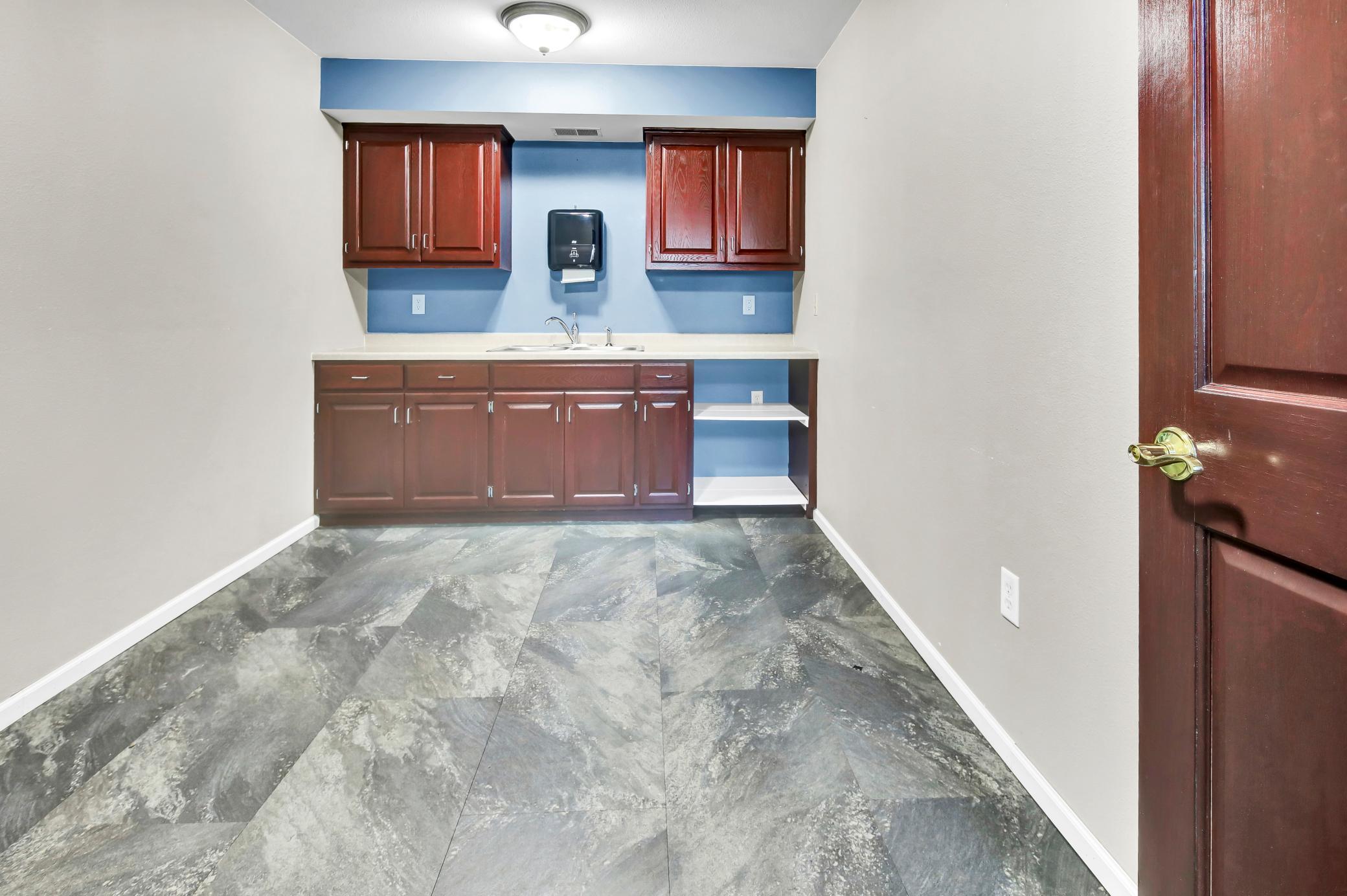 50 10th Avenue Property Photo 34