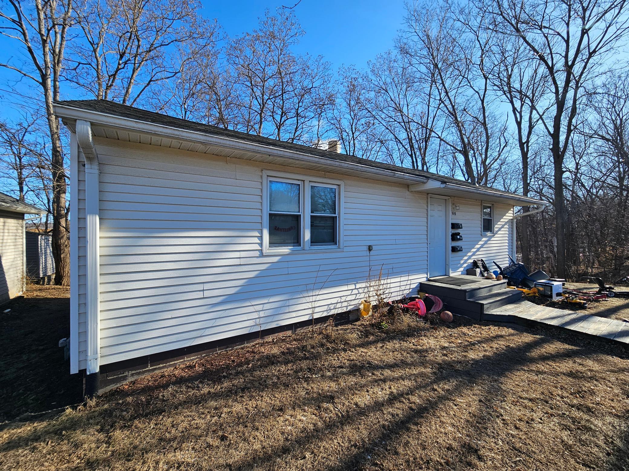515 Winona Street Property Photo 1