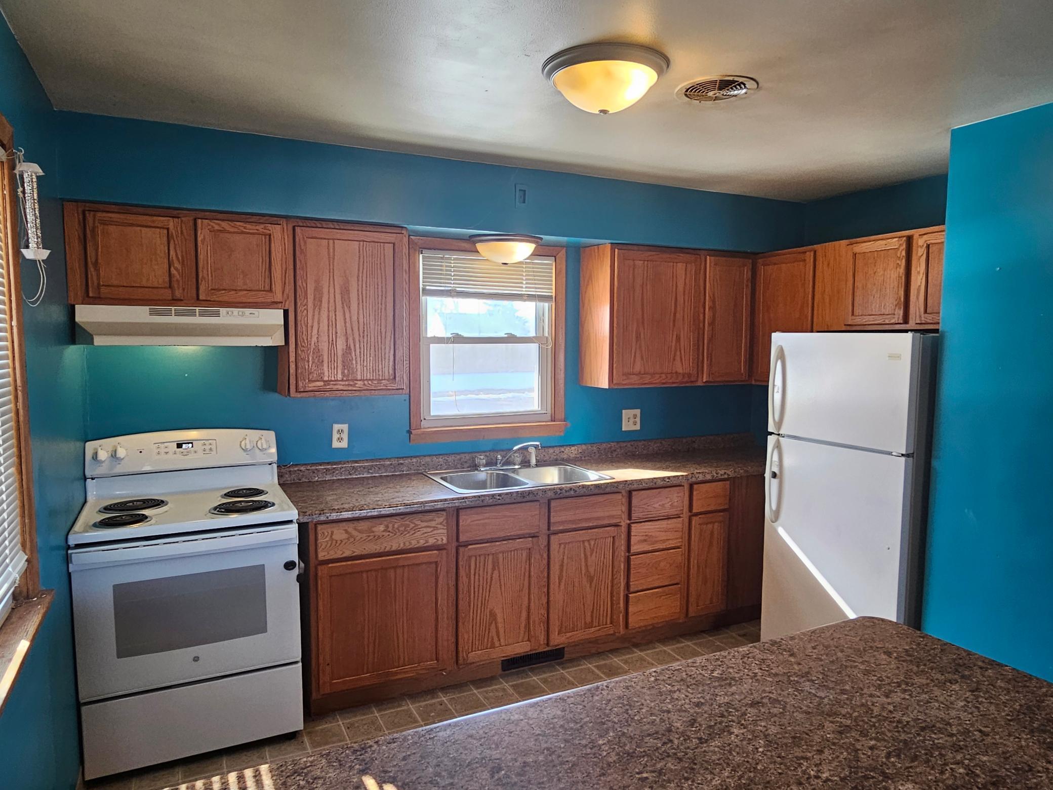 515 Winona Street Property Photo 15