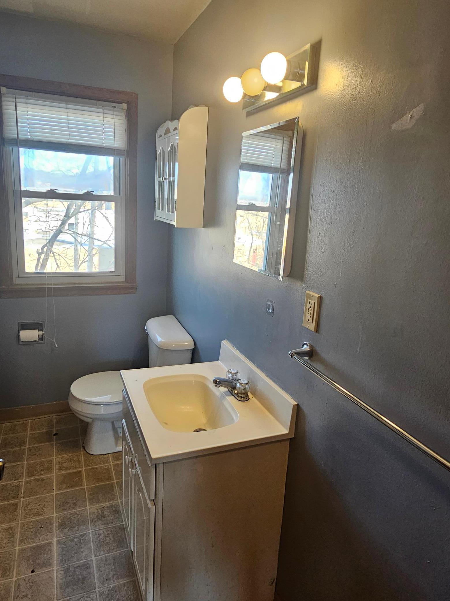 515 Winona Street Property Photo 25
