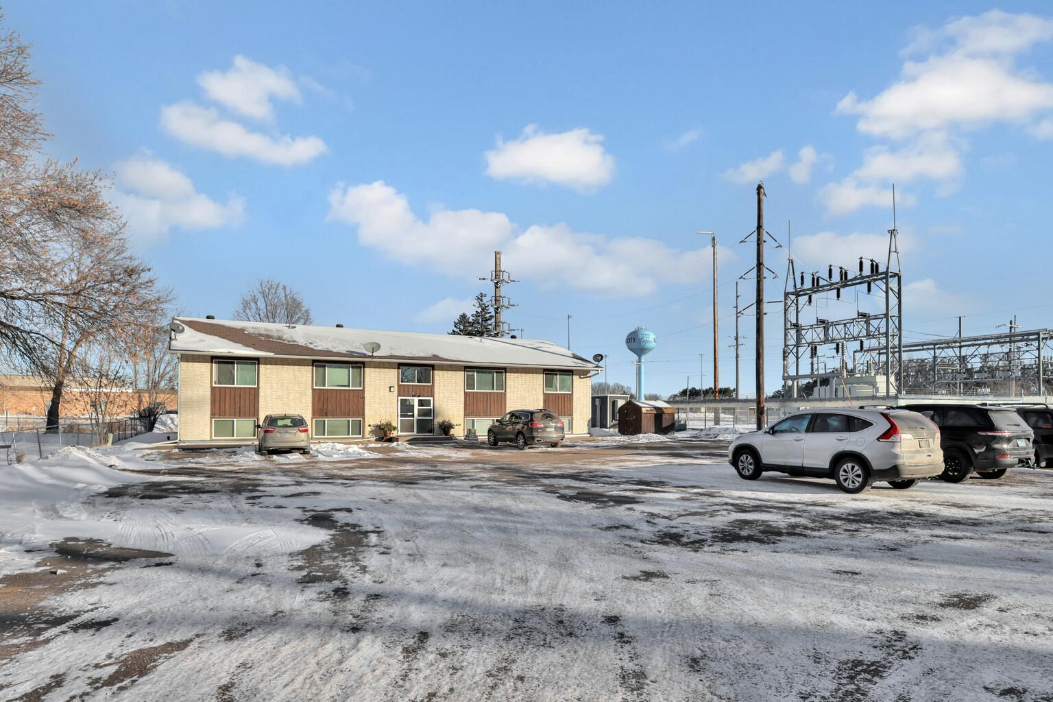 150 S Irving Avenue Property Photo 3