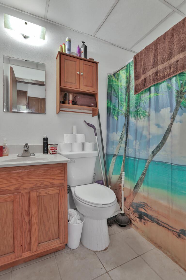 150 S Irving Avenue Property Photo 51