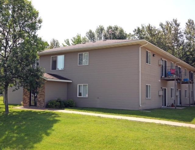 325 Summit Avenue Property Photo 1