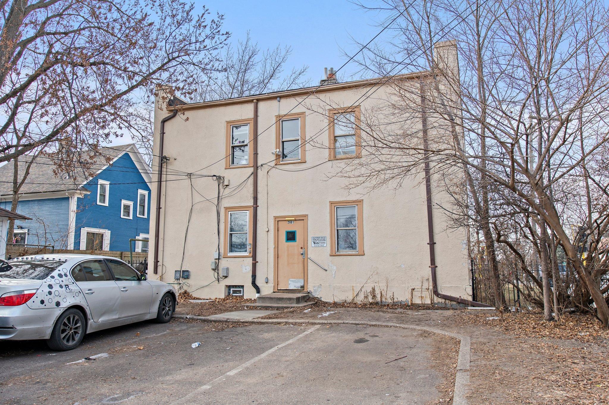 2601 Cedar Avenue Property Photo 4