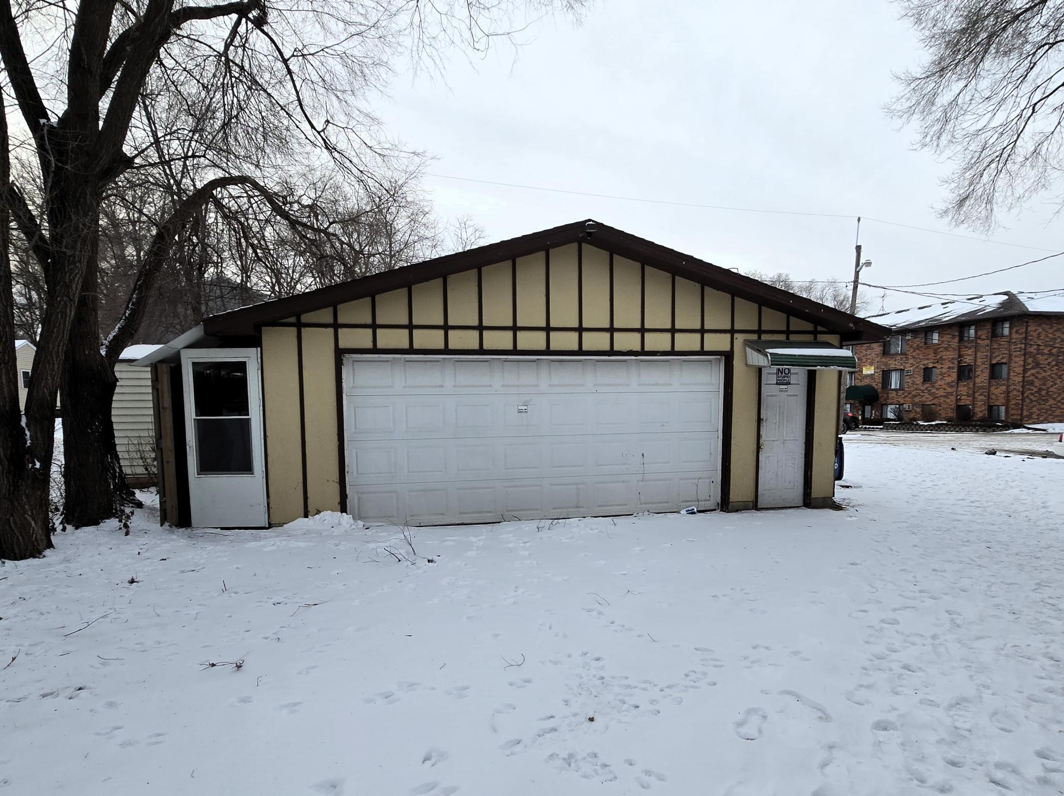 1317 6th Avenue Property Photo 4