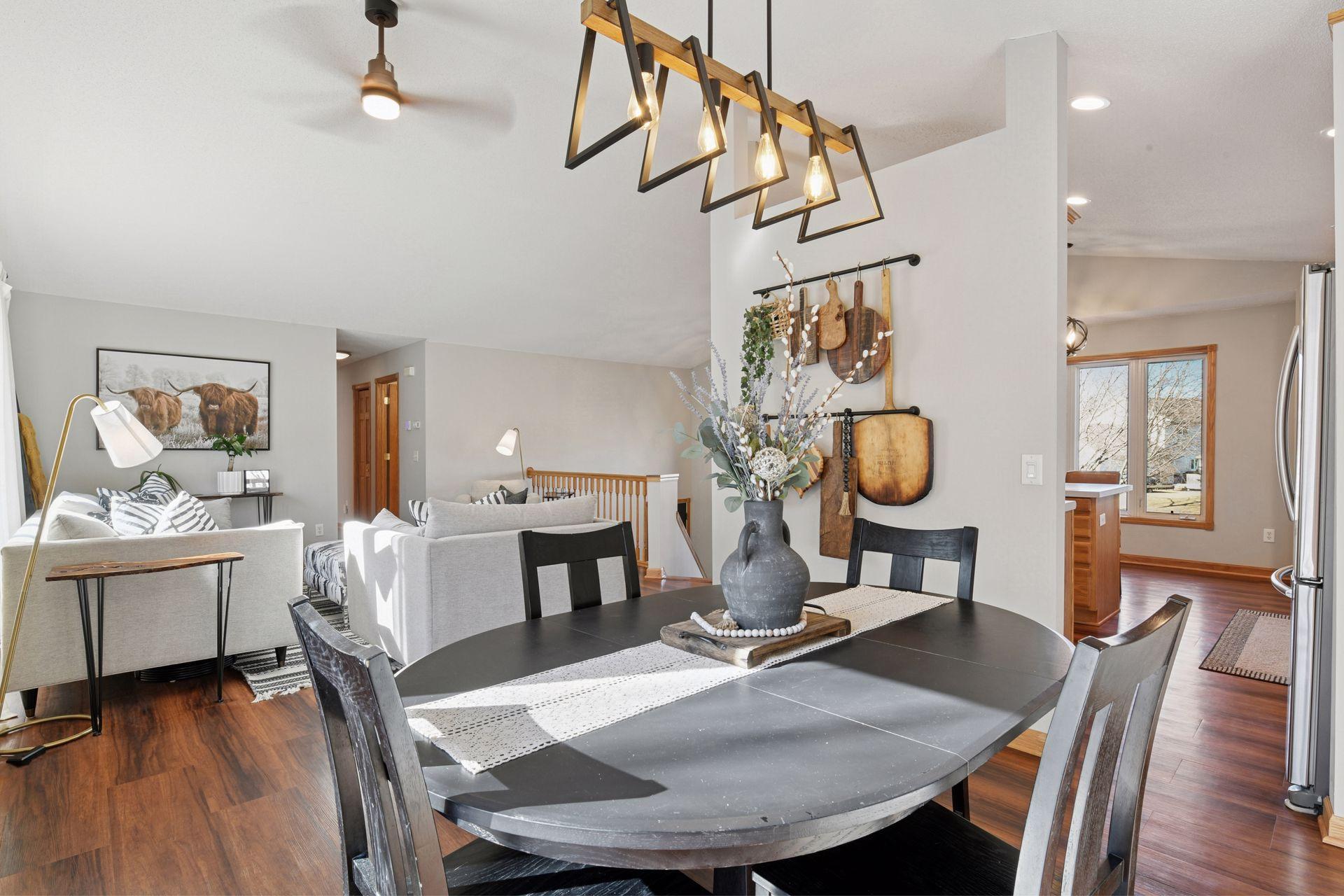 1319 Woods Creek Drive Property Photo 8