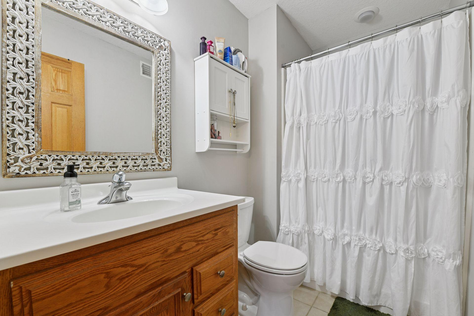 1319 Woods Creek Drive Property Photo 19