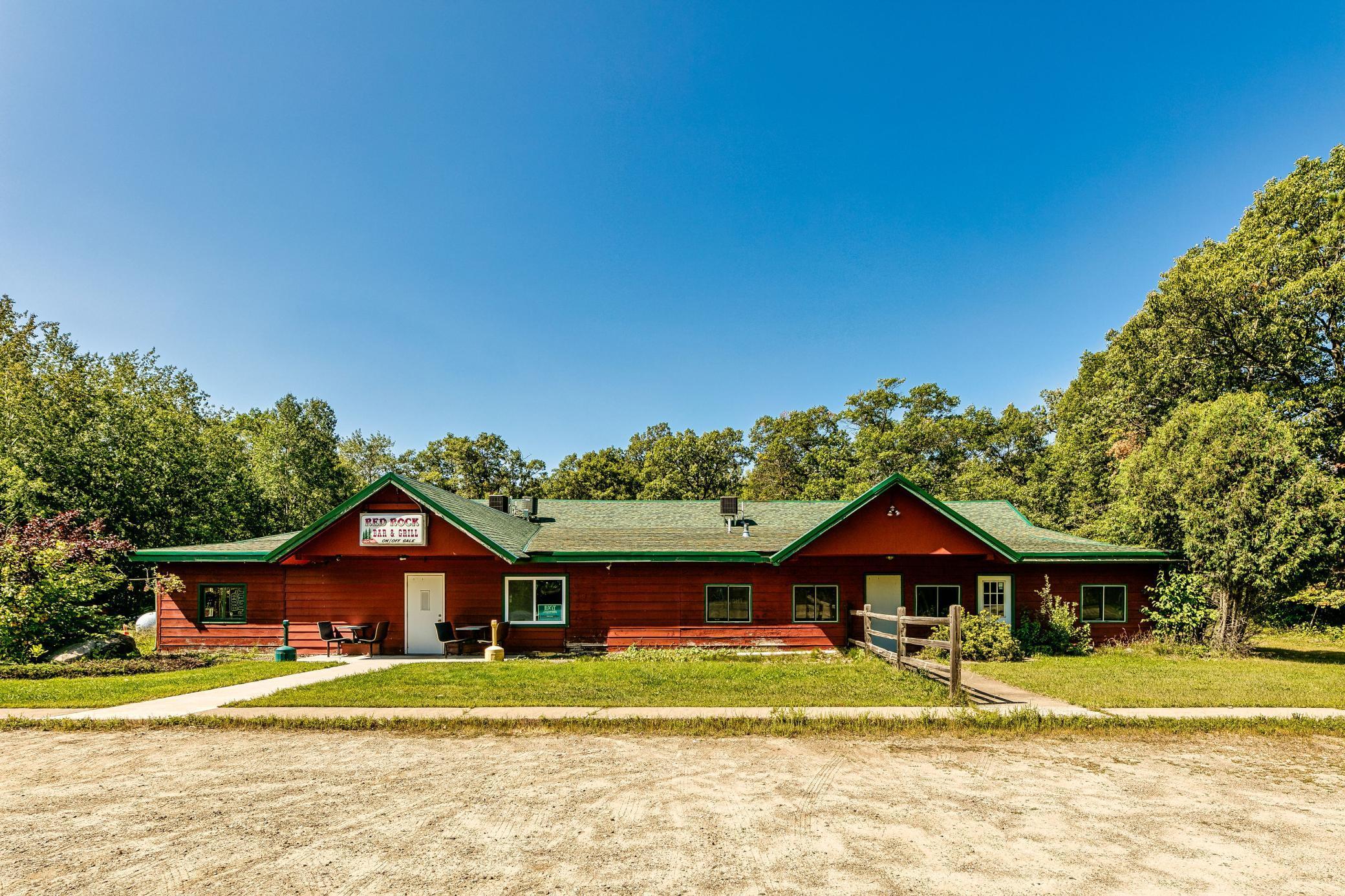 49463 202nd Place Property Photo 3