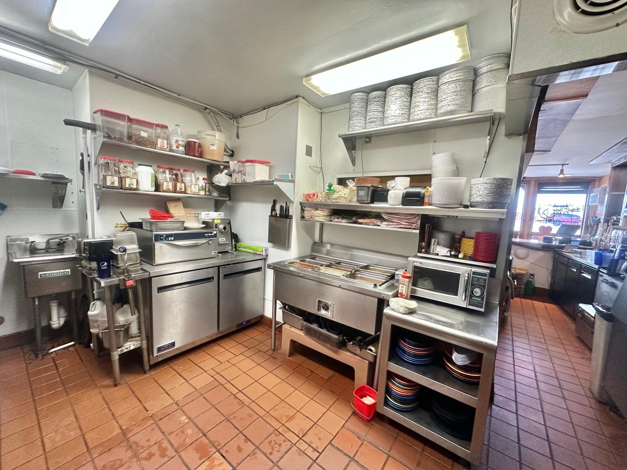 8188 Central Avenue Property Photo 8