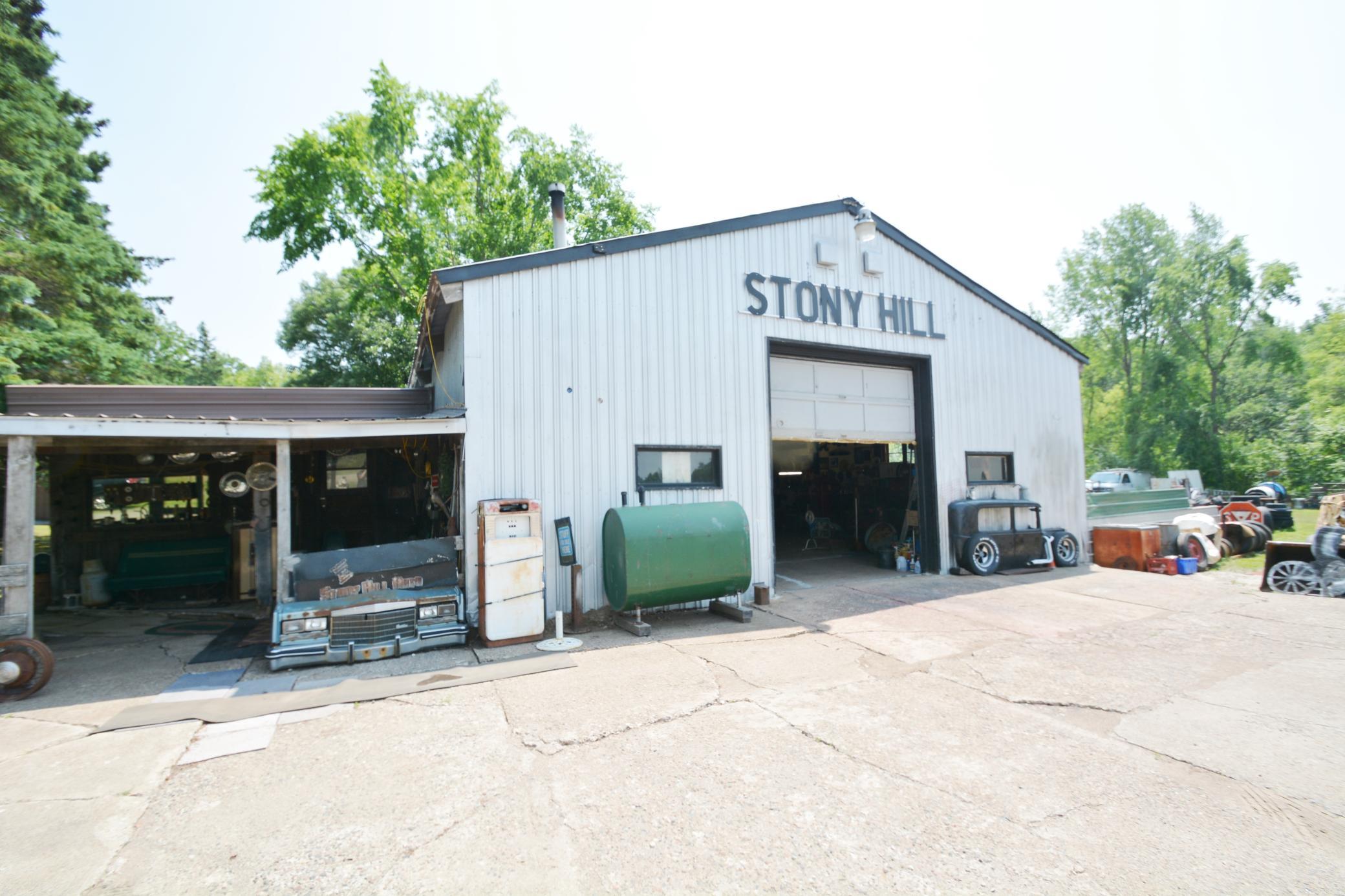 18xxxx Us Highway 169 Property Photo 1