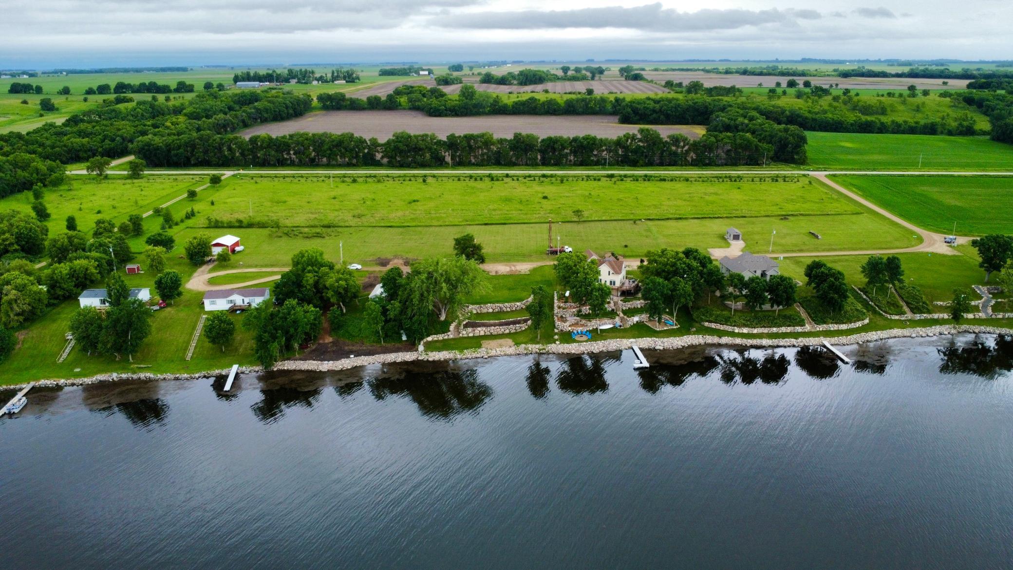 34373 State Highway 7 Property Photo
