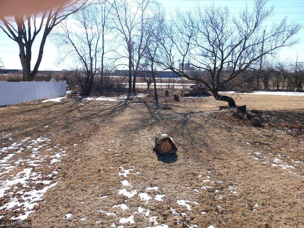 835 Ne Hilltop Road Property Photo 1