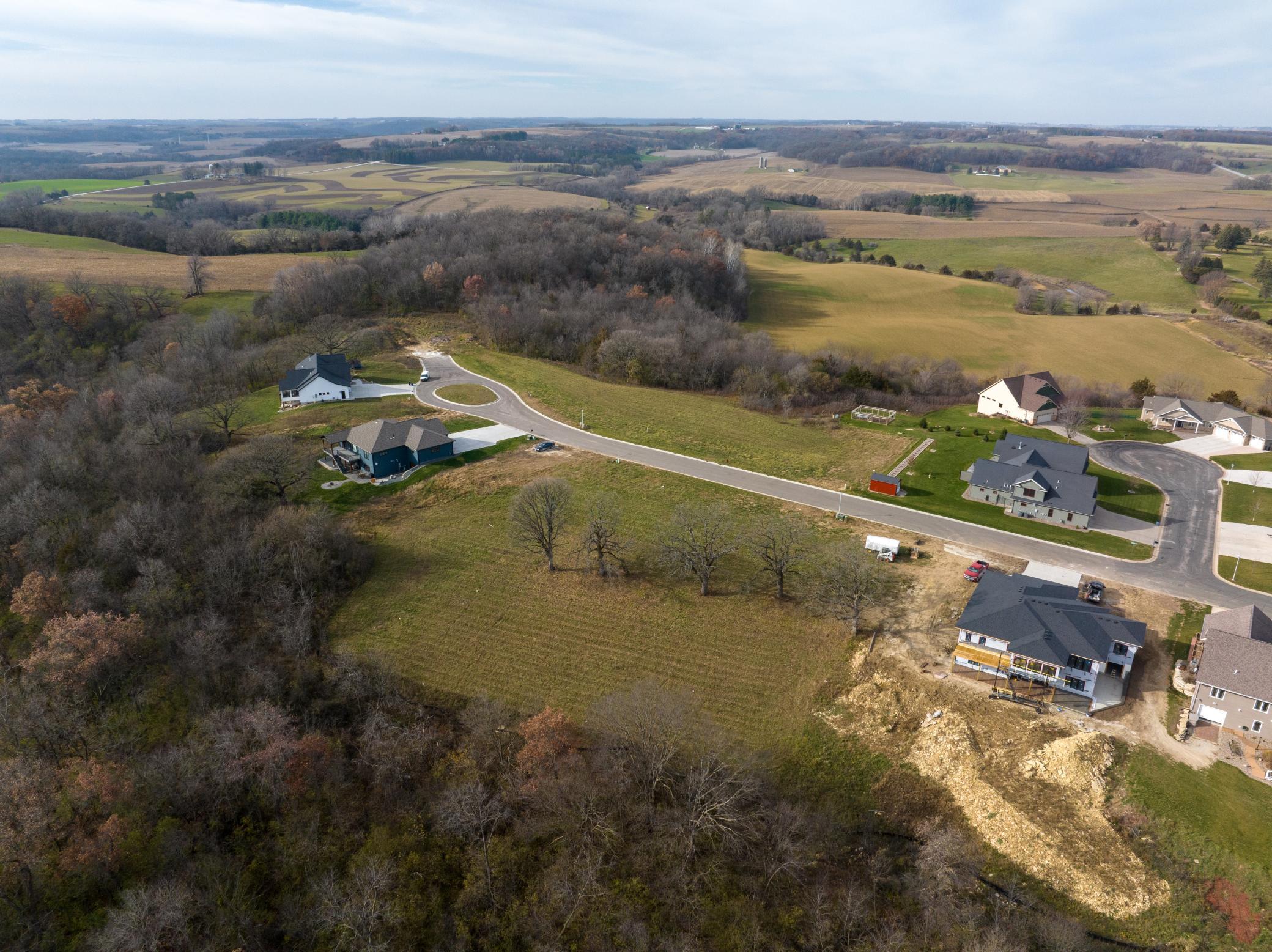 1013 Overlook Drive Property Photo 2