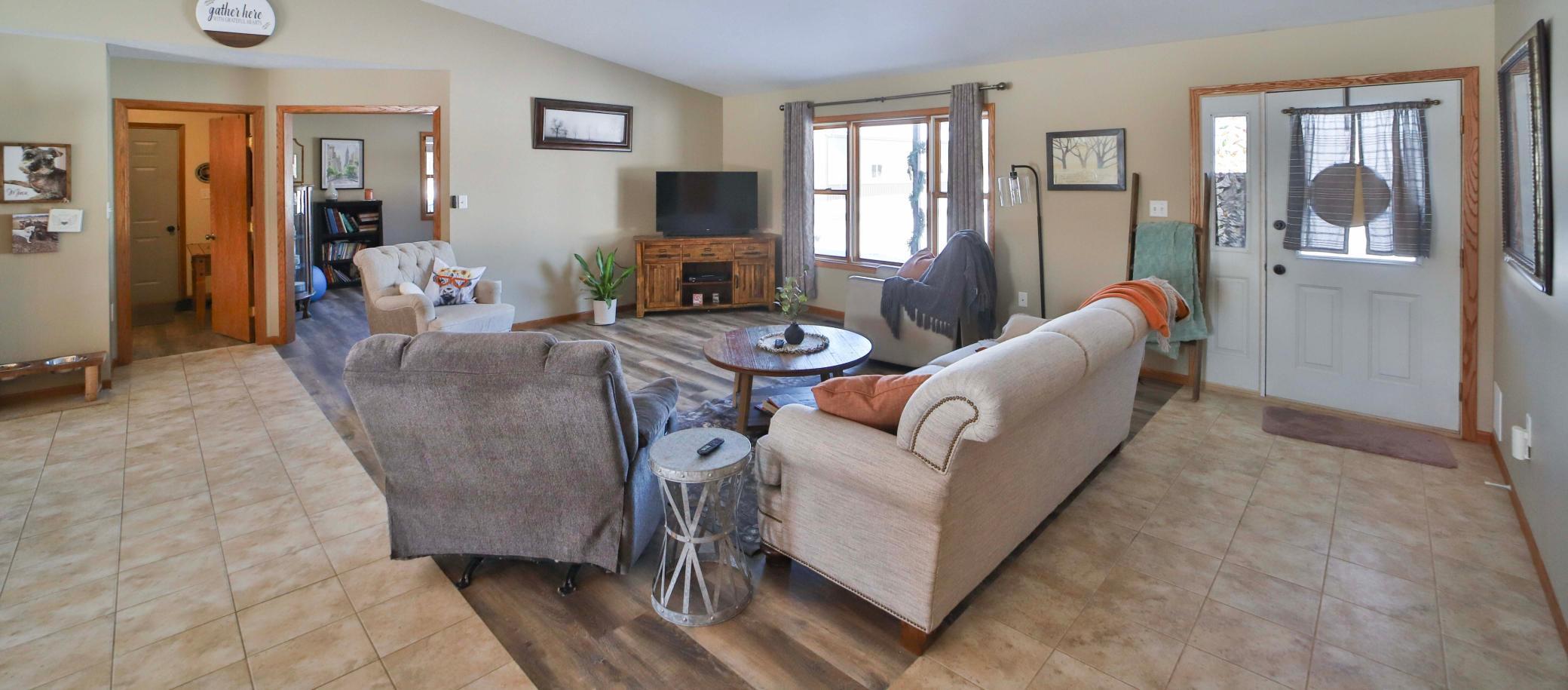 23963 State Highway 18 Property Photo 15