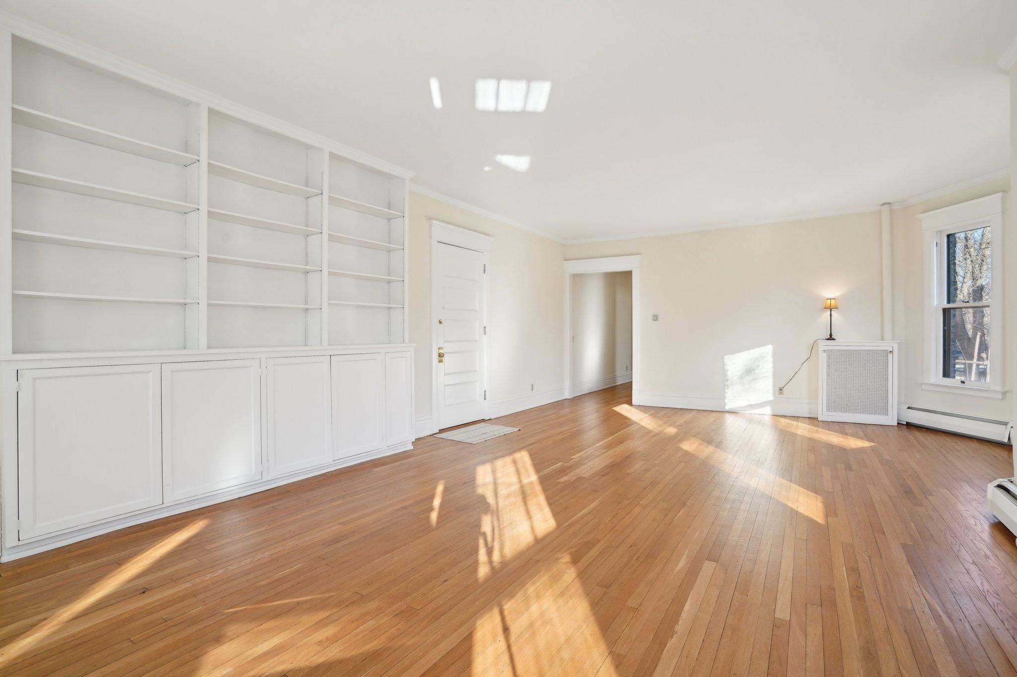 647 Lincoln Avenue 4 Property Photo 10