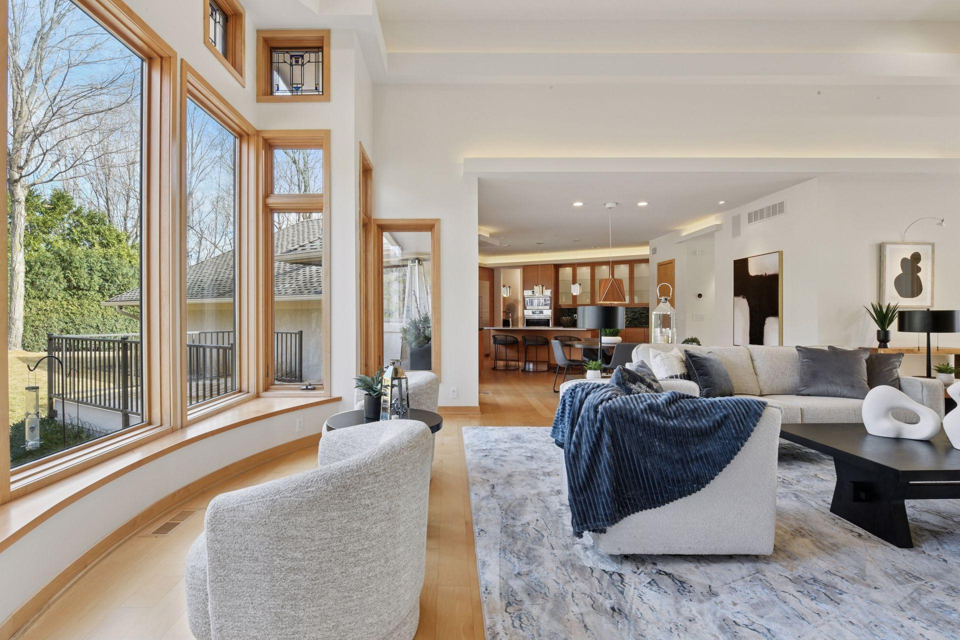 6420 Thornberry Curve Property Photo 8
