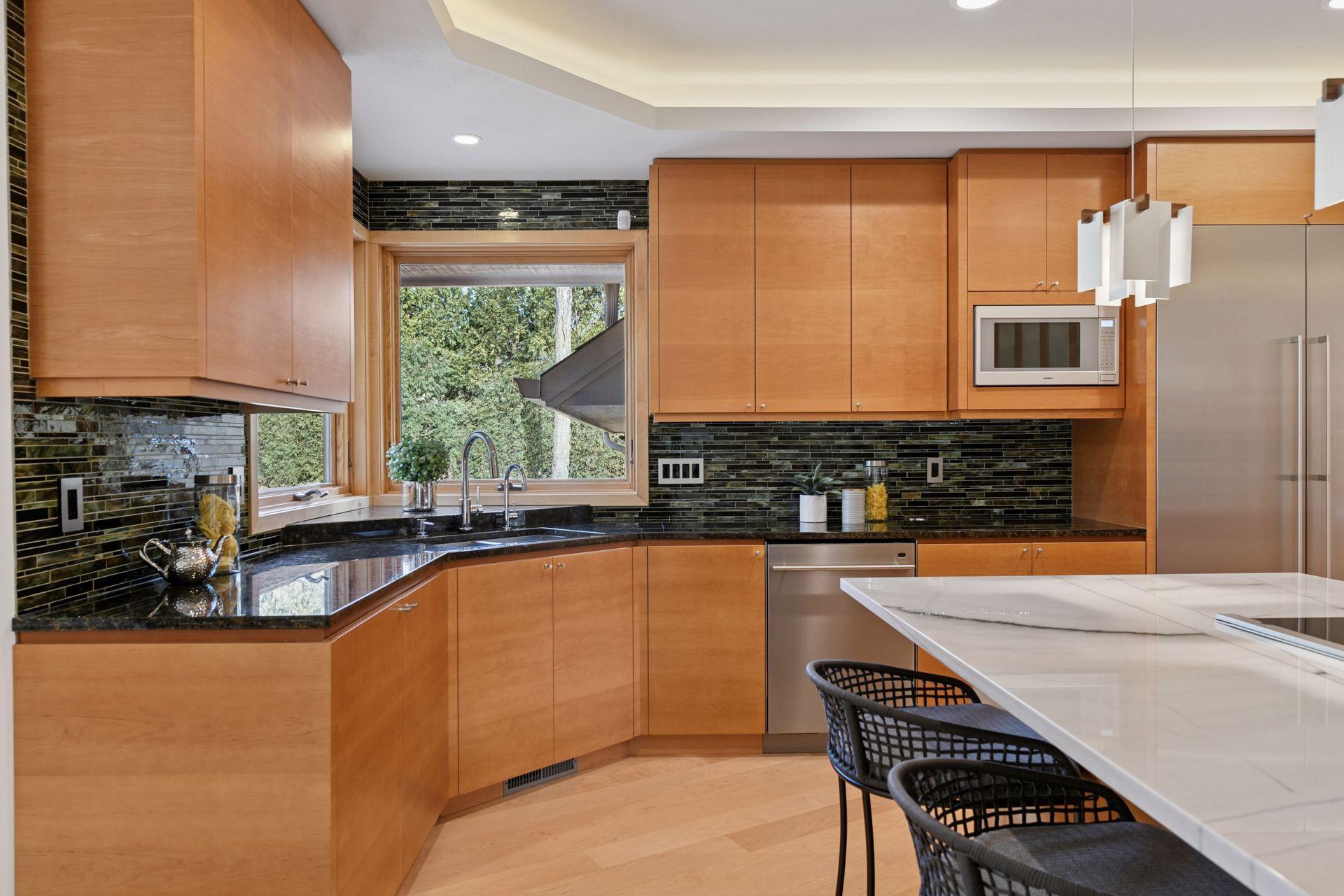 6420 Thornberry Curve Property Photo 10