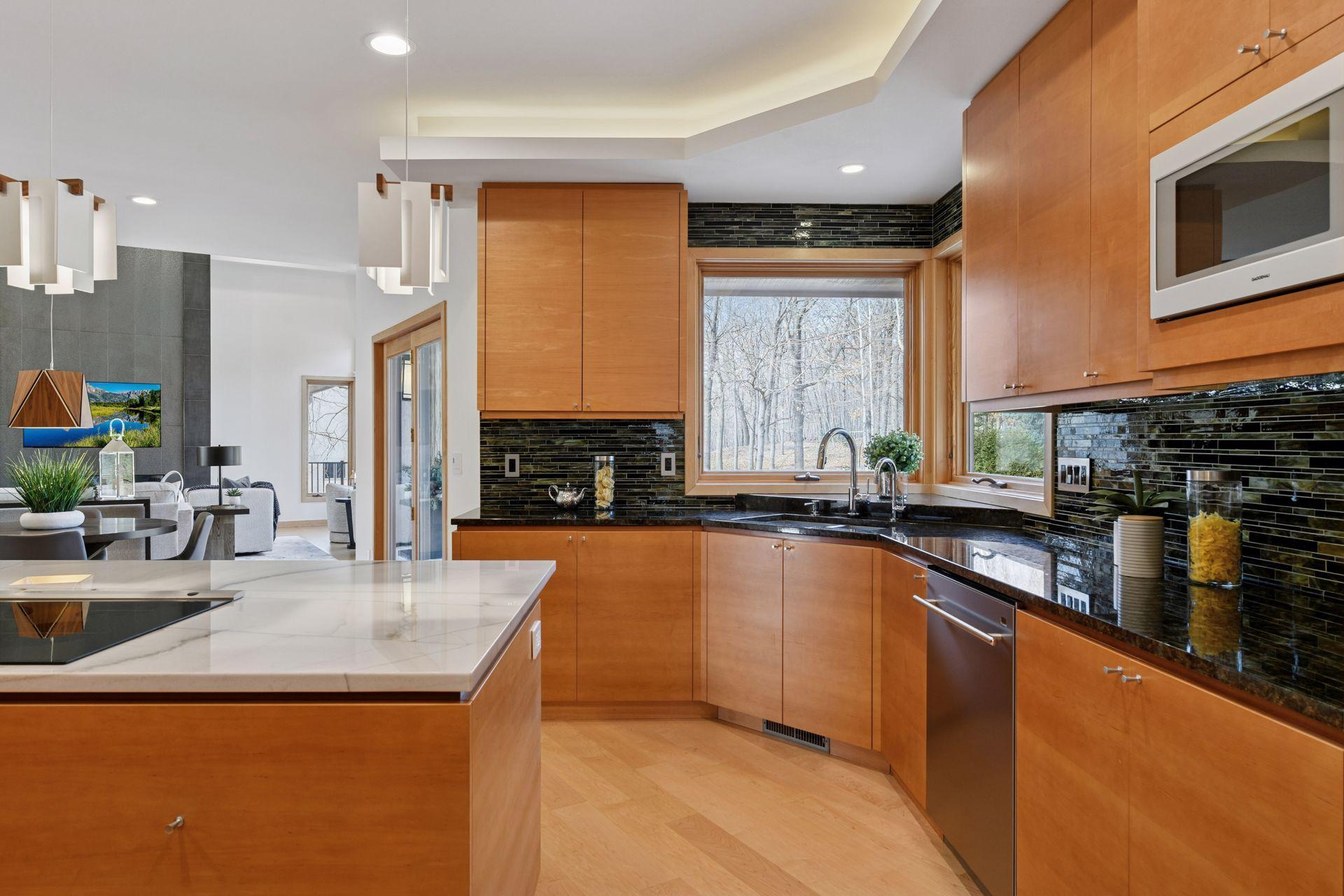 6420 Thornberry Curve Property Photo 11