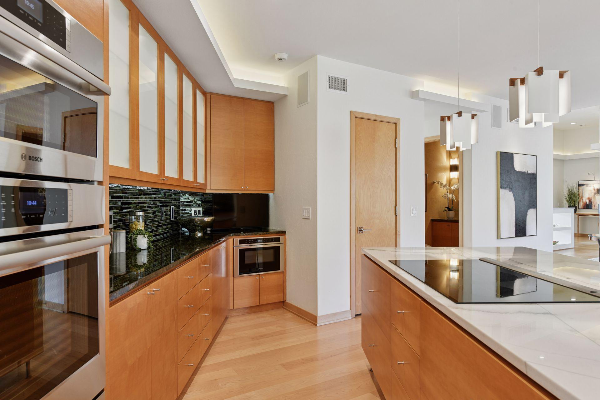 6420 Thornberry Curve Property Photo 13