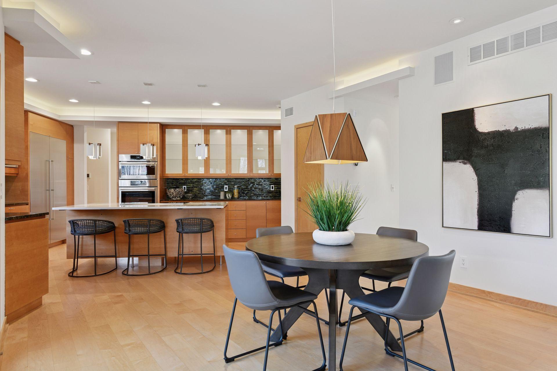 6420 Thornberry Curve Property Photo 14