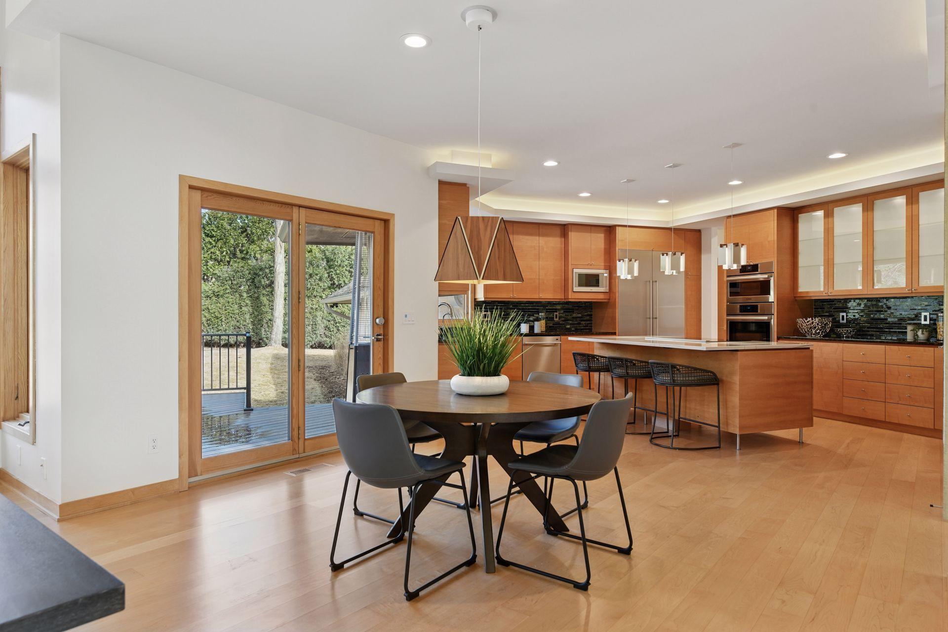 6420 Thornberry Curve Property Photo 15