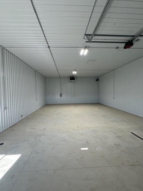 700 Armstrong Drive 101 Property Photo 4