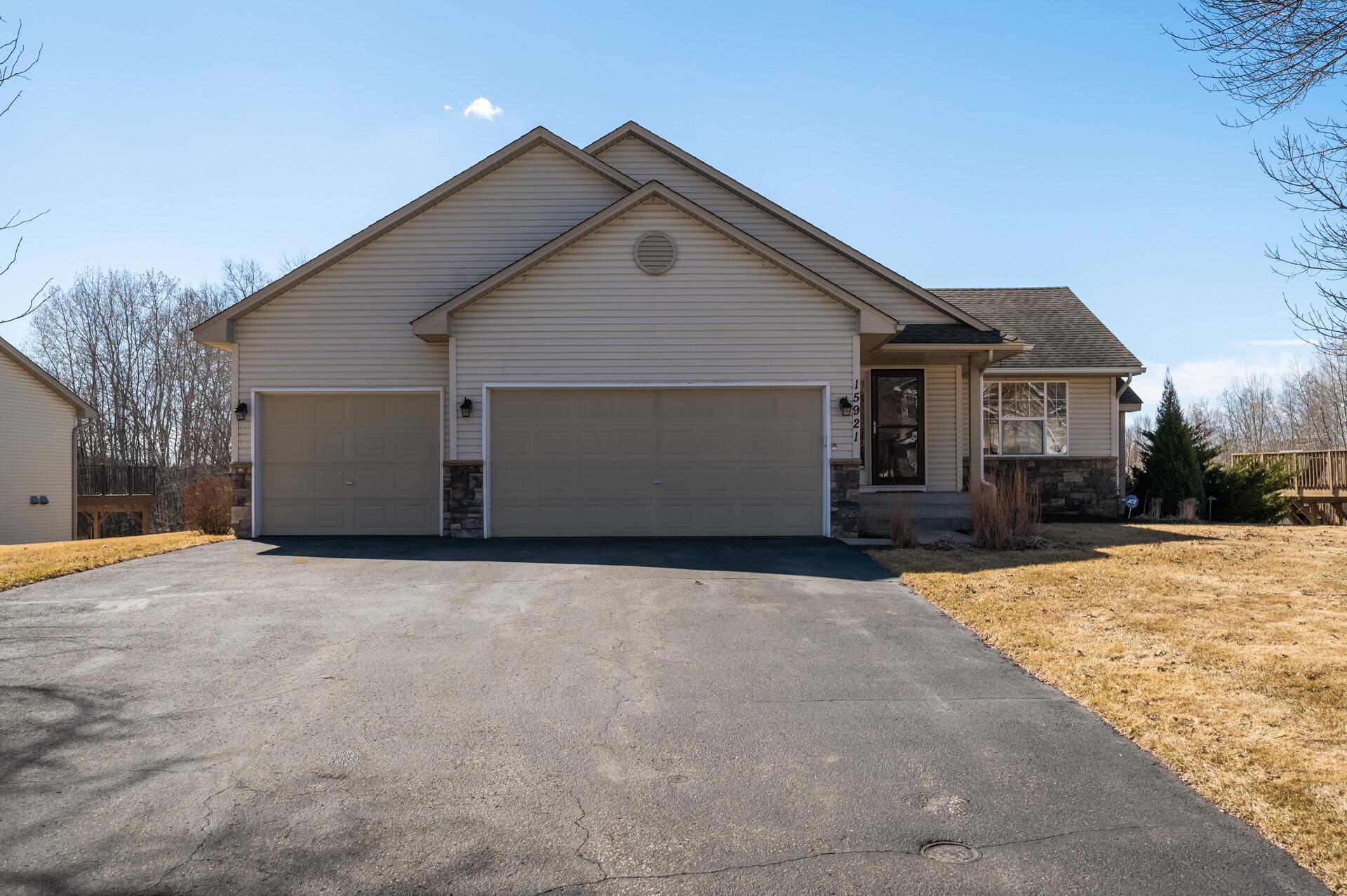 15921 Vale Street Property Photo 2
