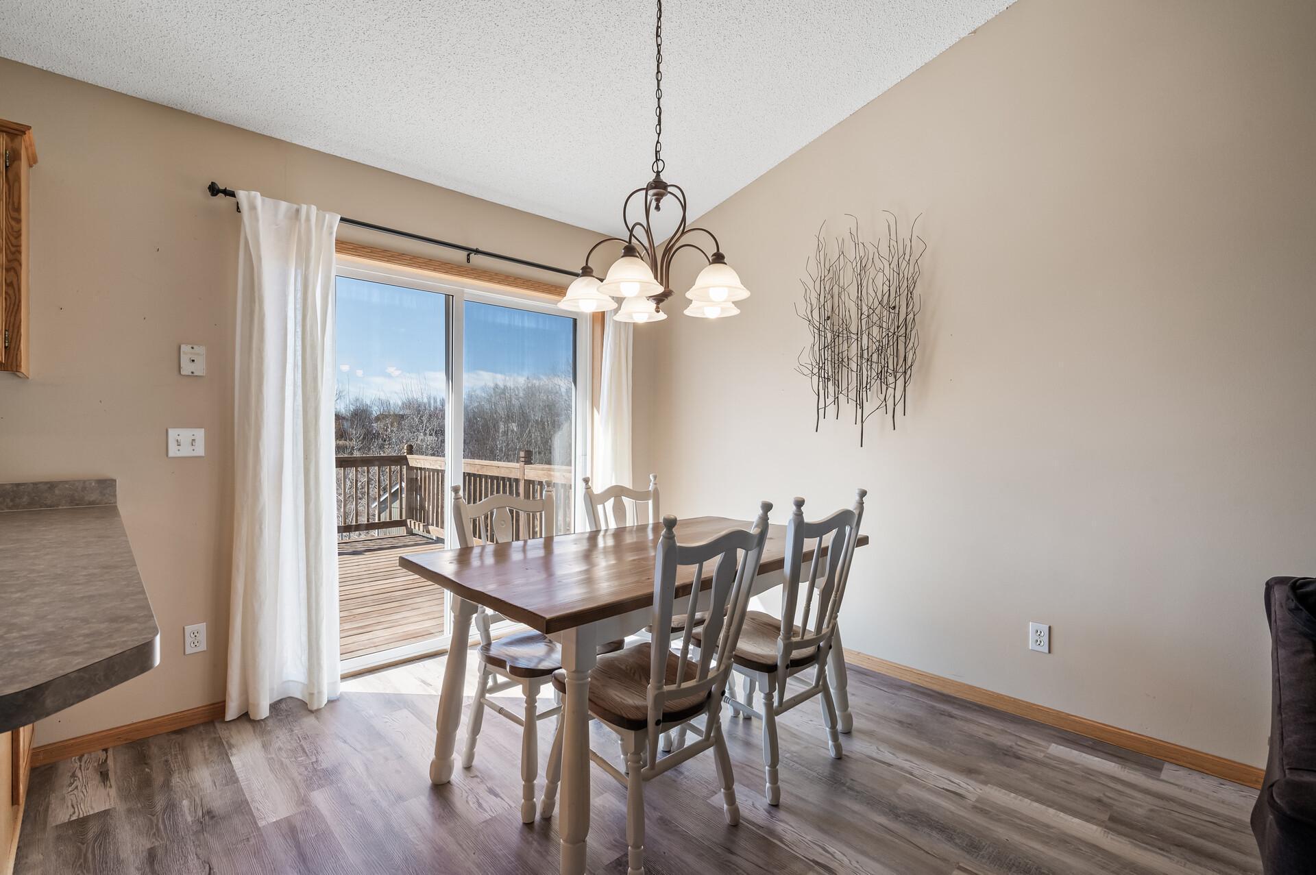 15921 Vale Street Property Photo 10