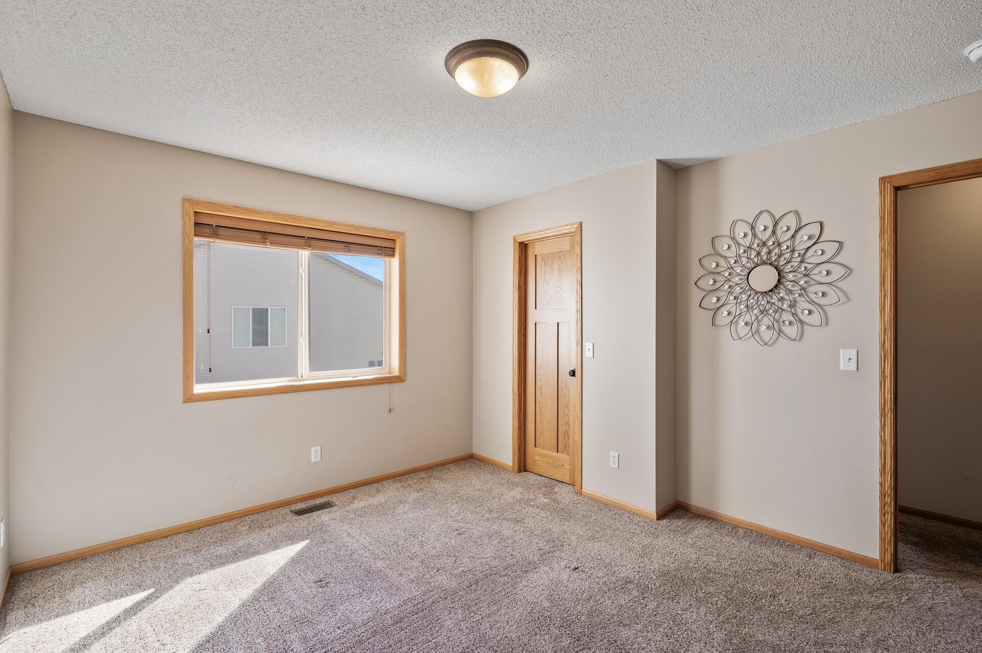 15921 Vale Street Property Photo 18