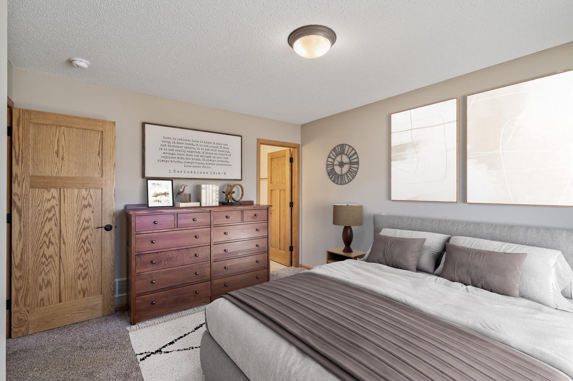 15921 Vale Street Property Photo 20