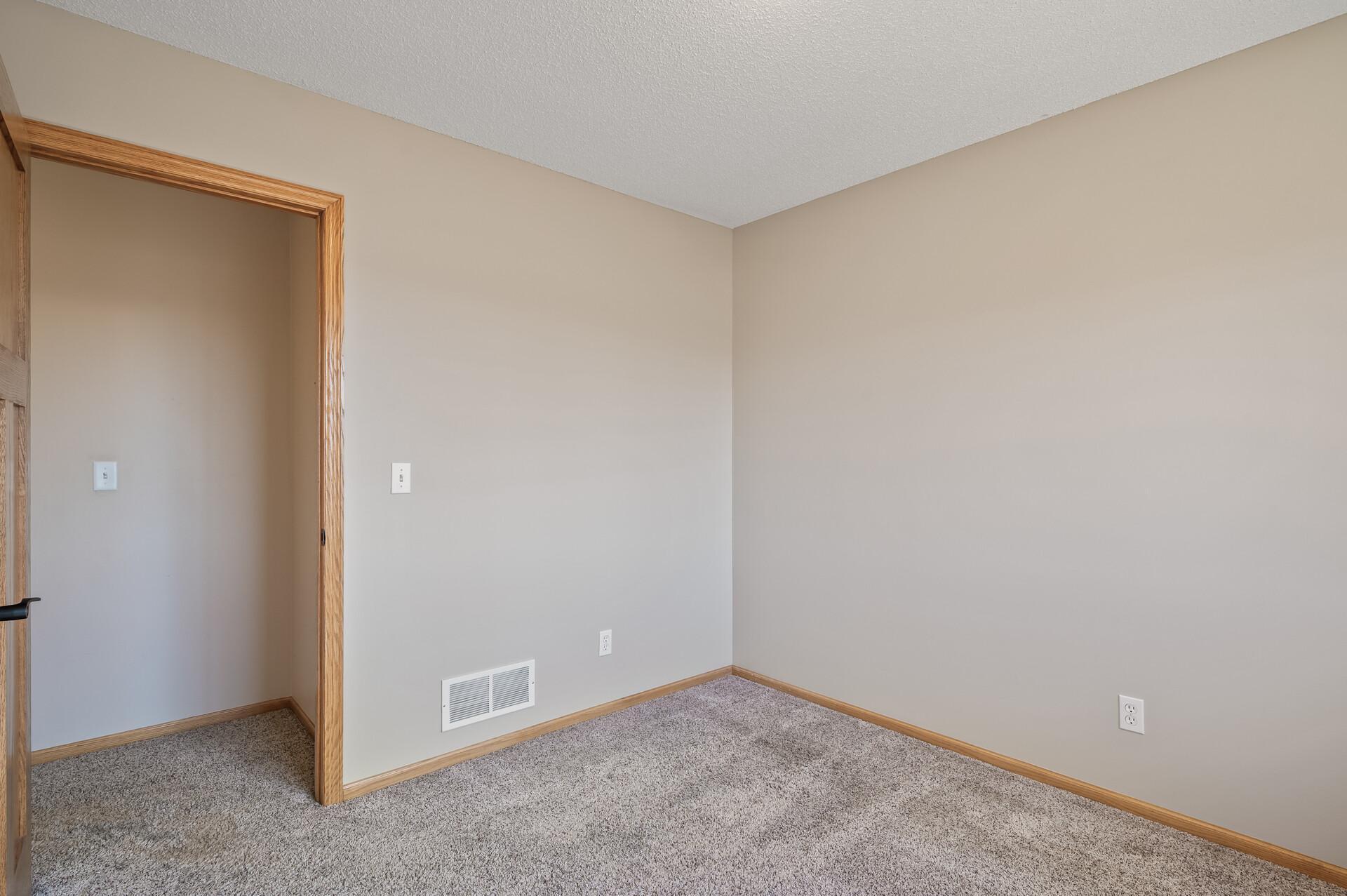 15921 Vale Street Property Photo 26