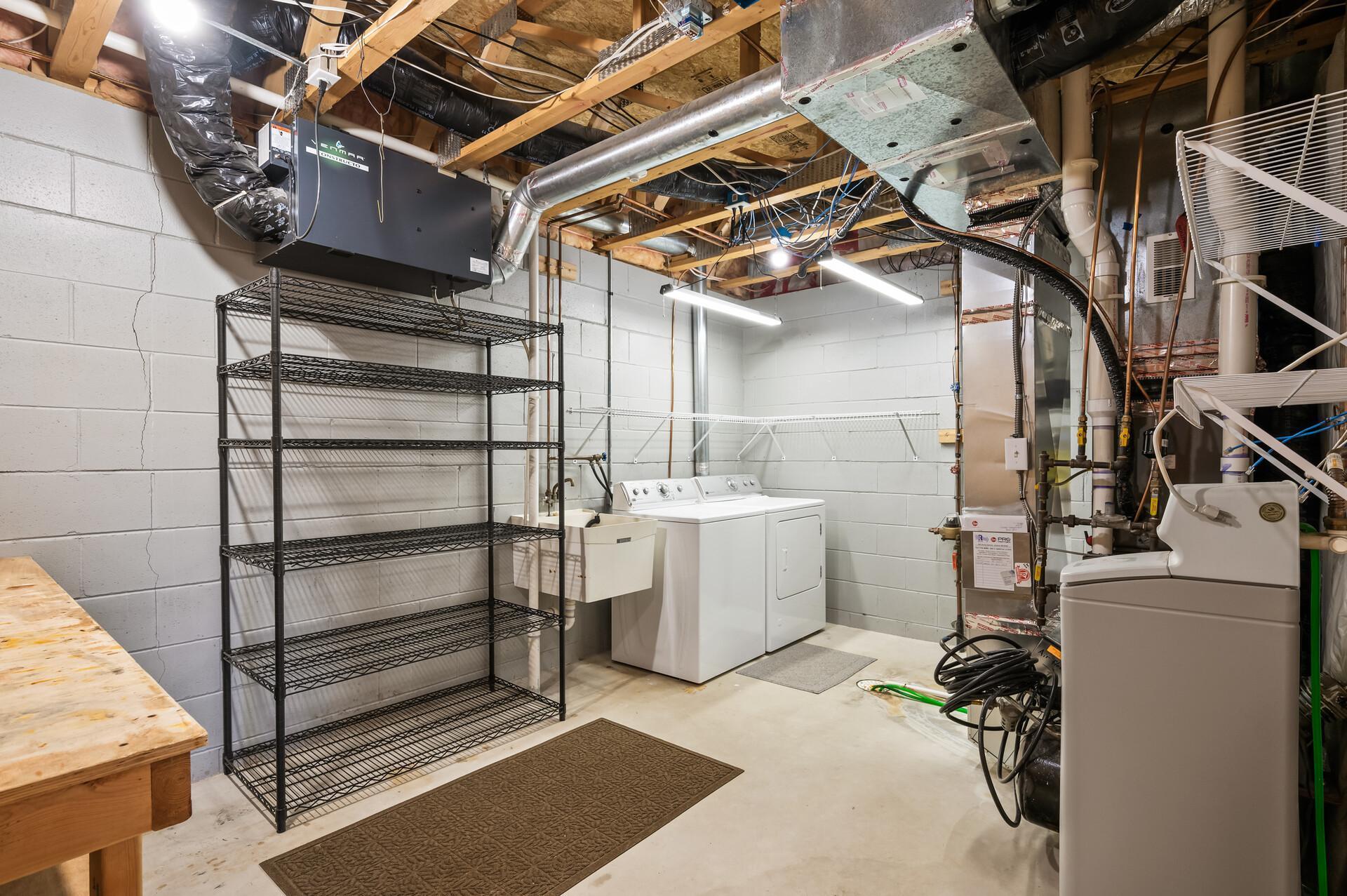 15921 Vale Street Property Photo 44