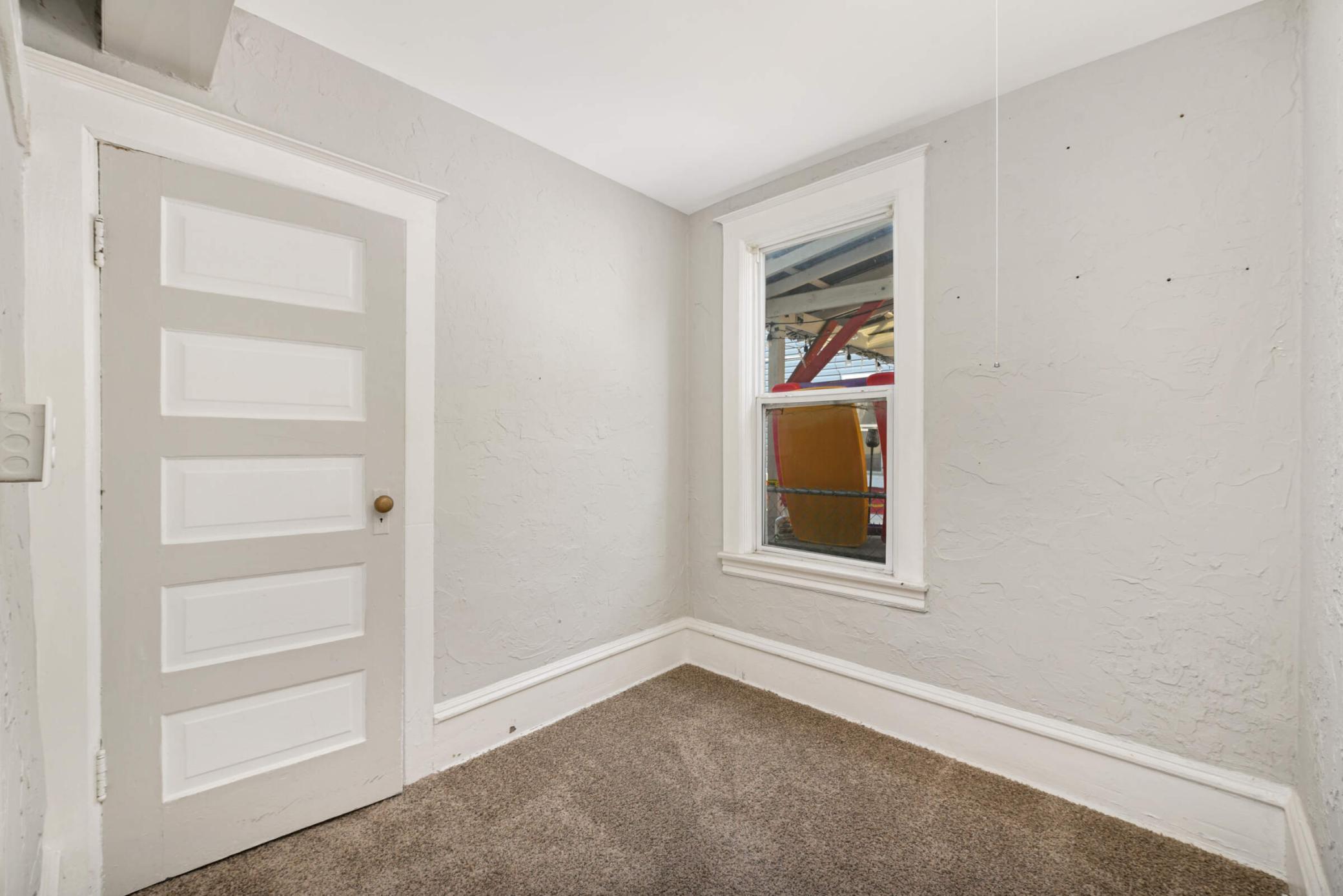 2633 7th Street Property Photo 15