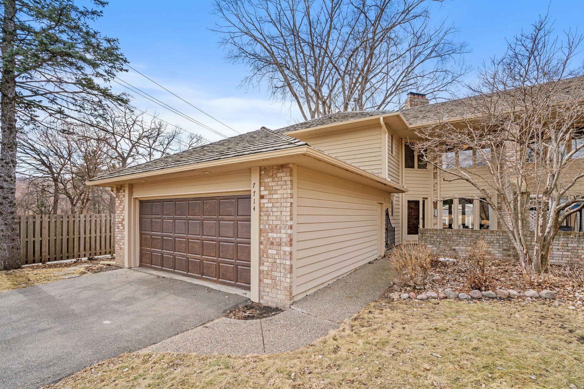 7714 Gleason Road Property Photo
