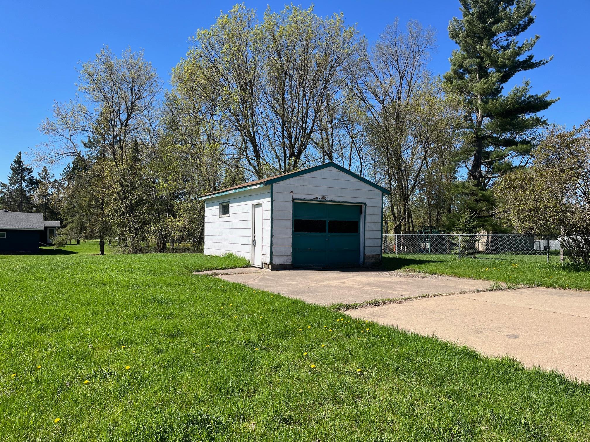 535 4th Street Property Photo 1