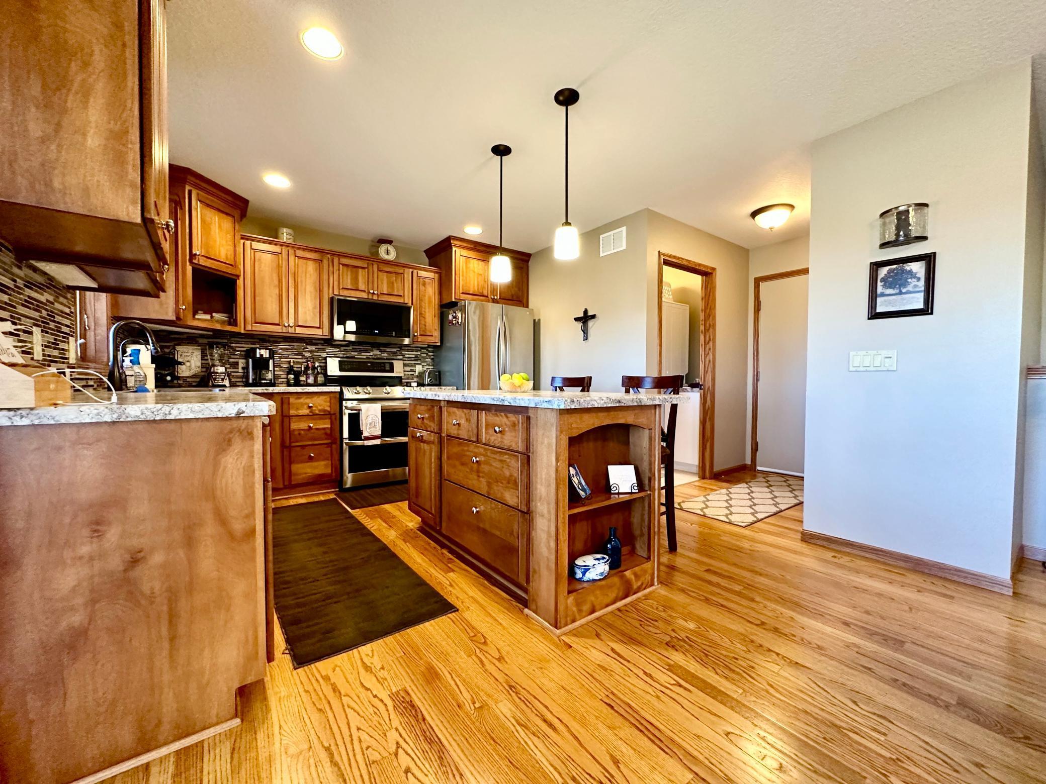 852 Sterling Avenue Property Photo 22